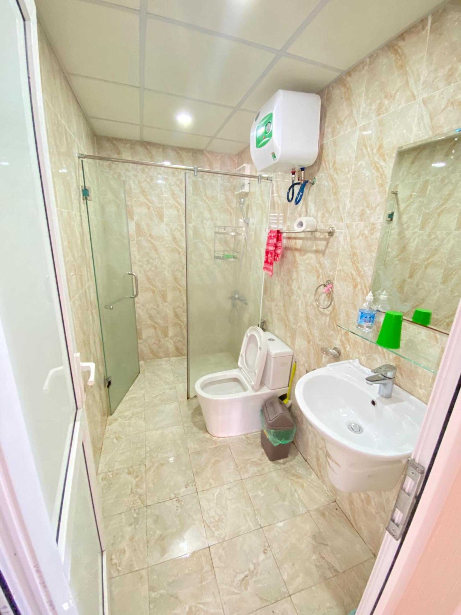 Newlife Apartment Ha Long Near Beach
