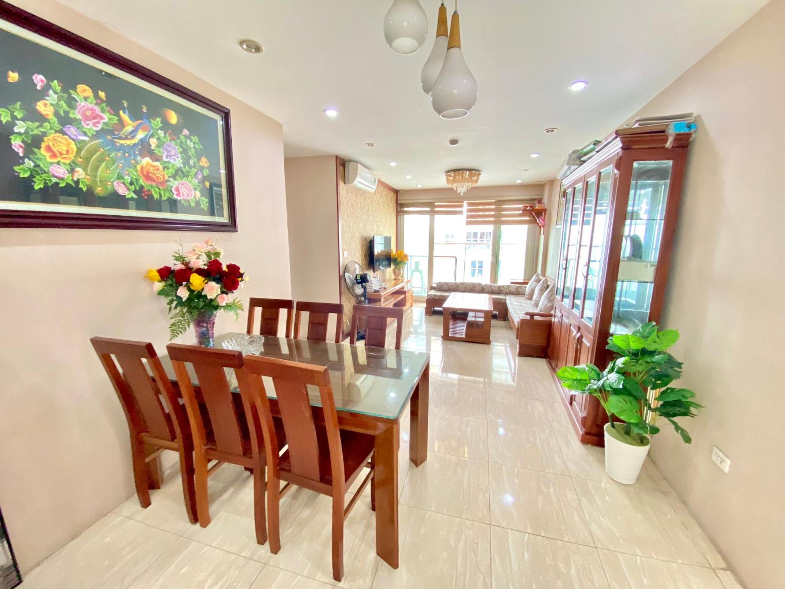 Newlife Apartment Ha Long Near Beach