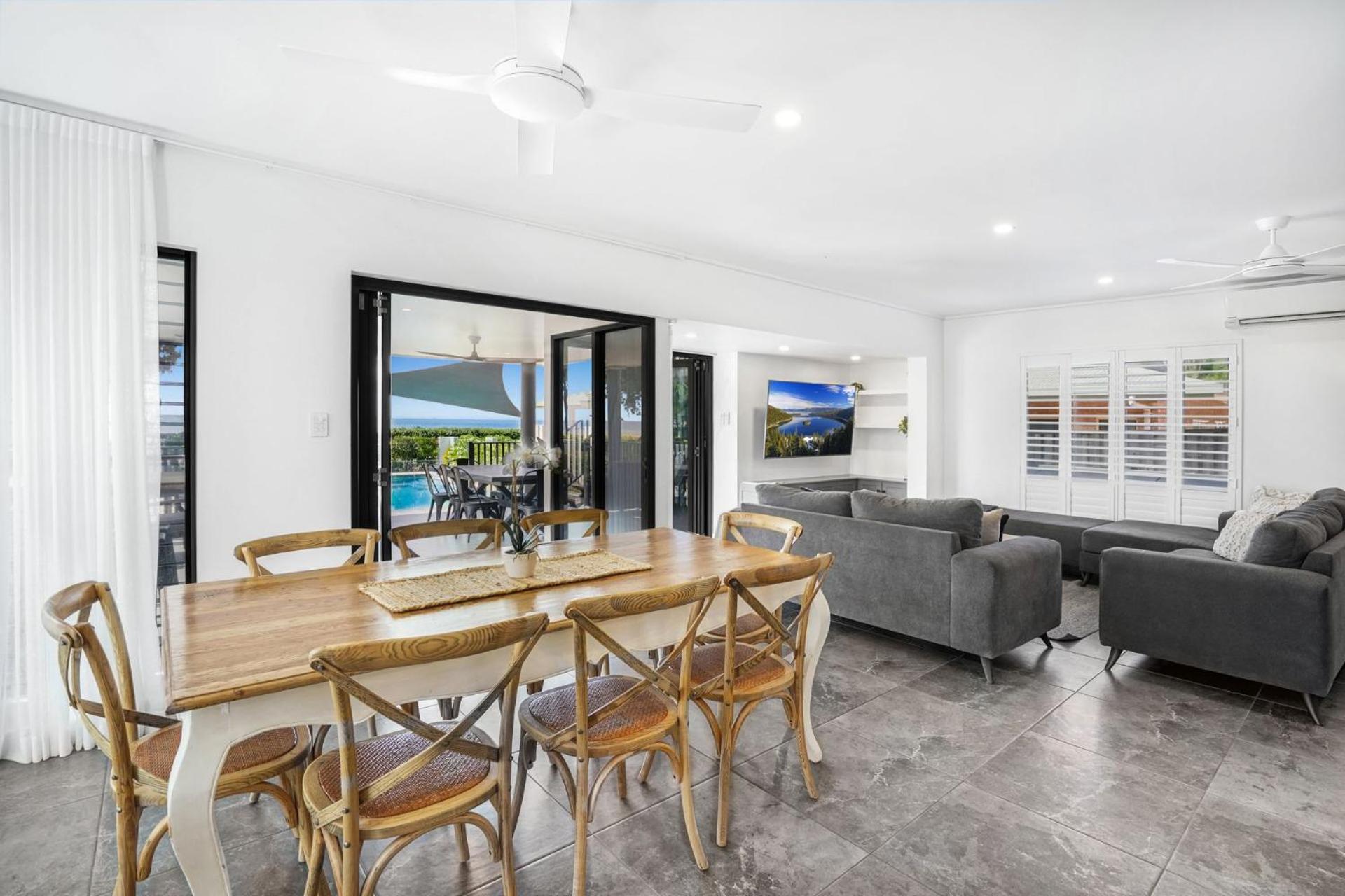 Belle Escapes Beachfront Luxury Home 53 Arlington Clifton Beach