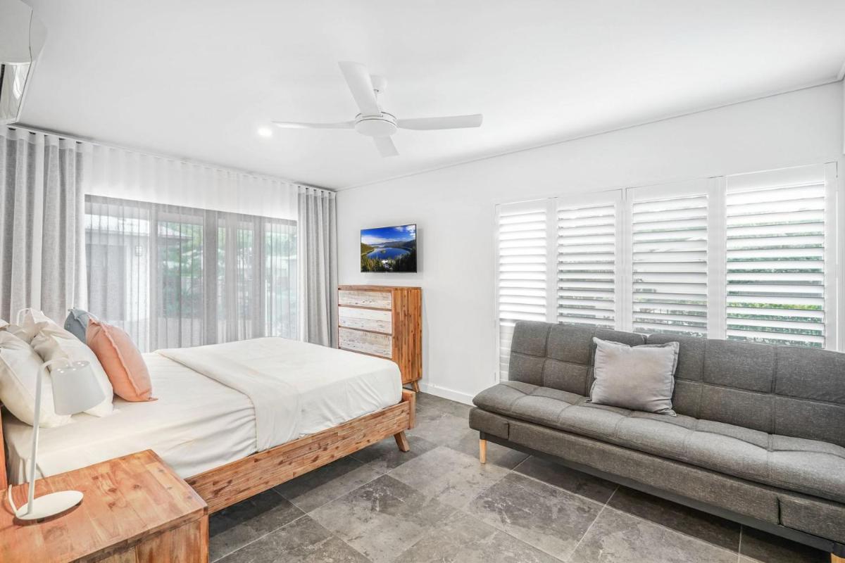 Belle Escapes Beachfront Luxury Home 53 Arlington Clifton Beach