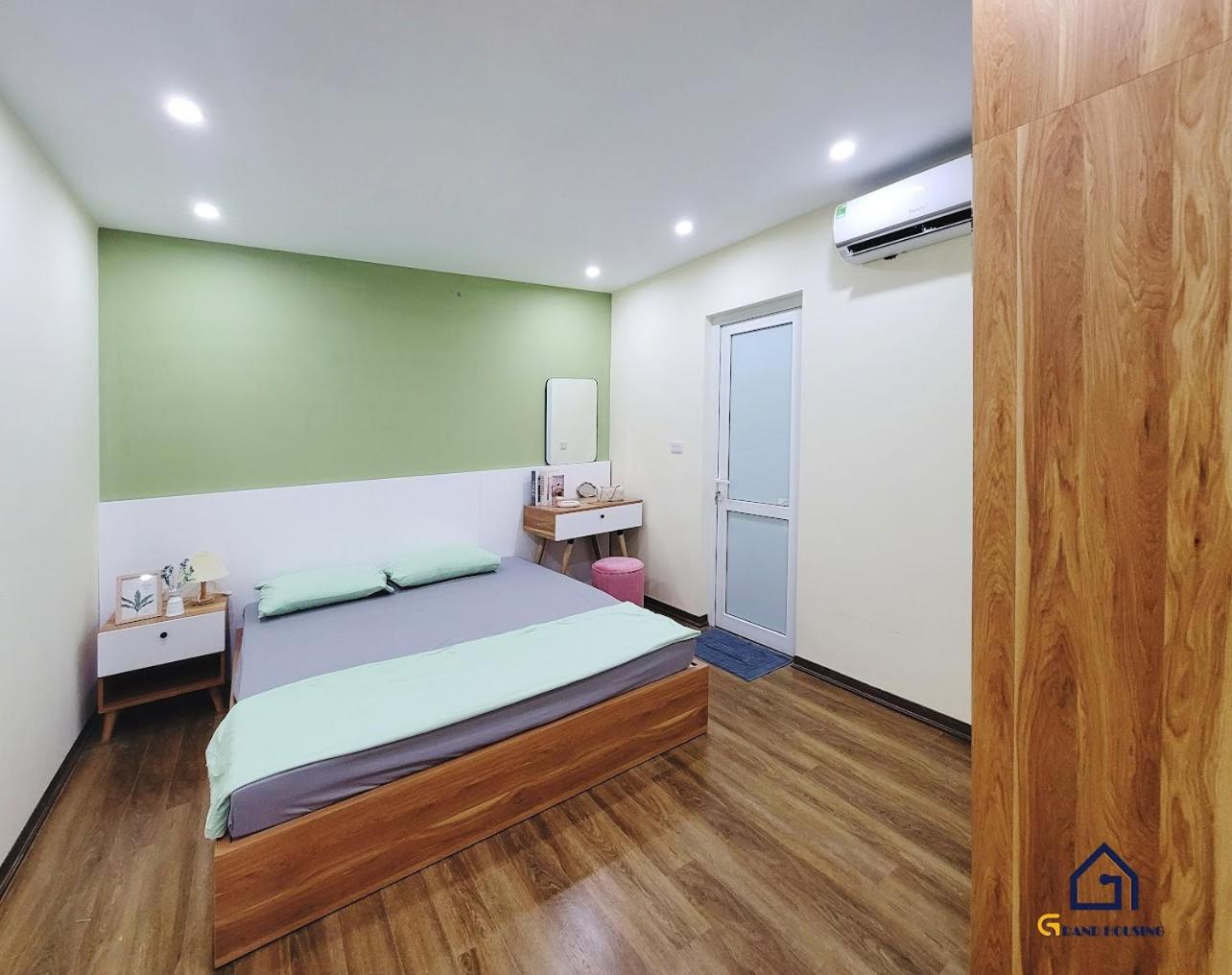 Newlife Apartment Ha Long Near Beach