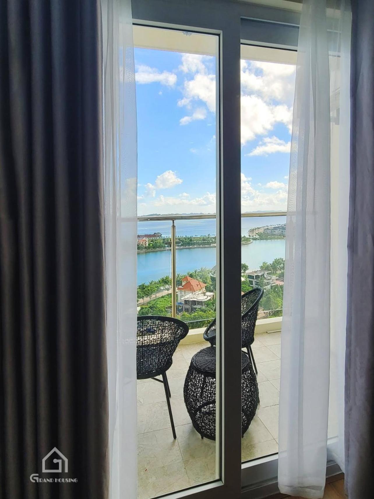 Newlife Apartment Ha Long Near Beach