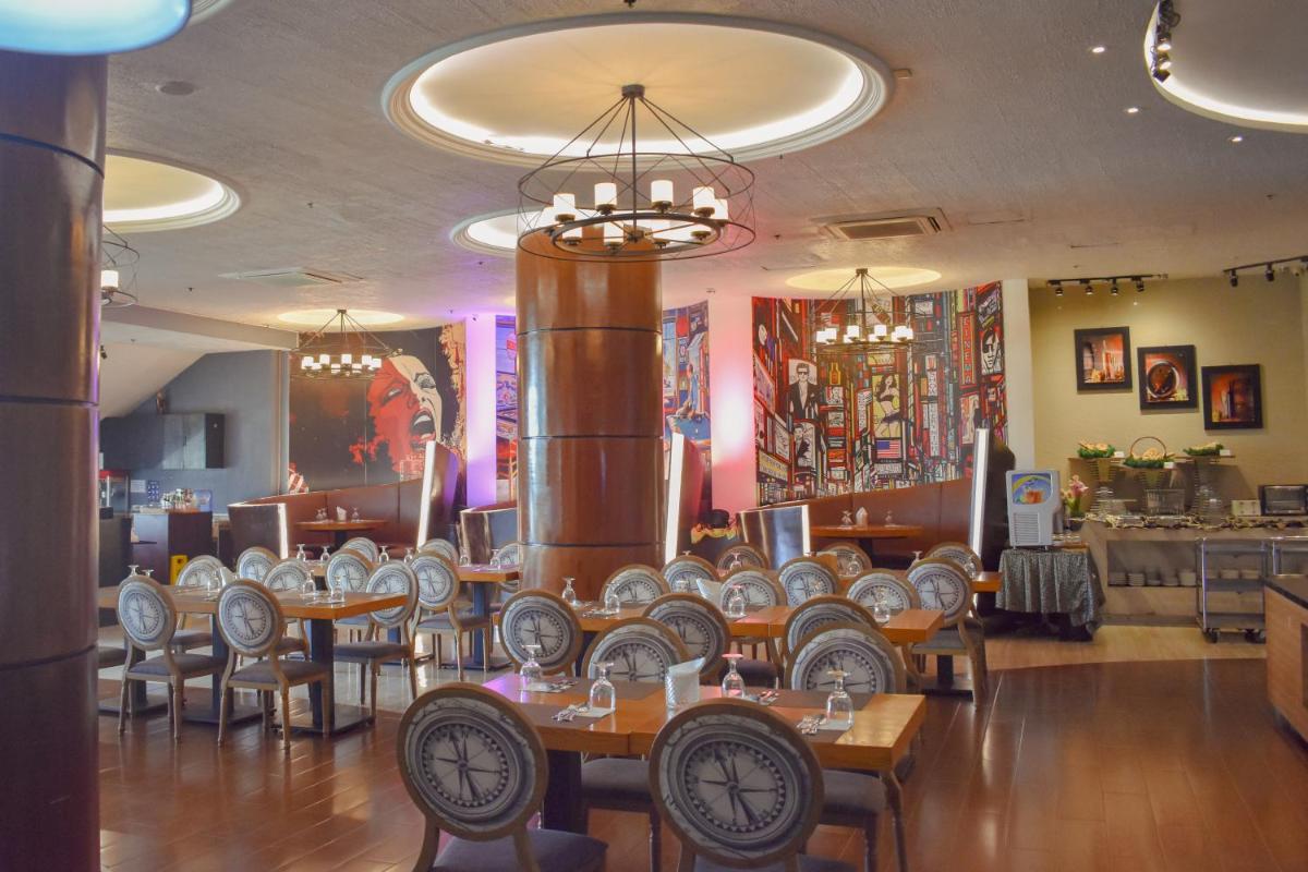 restaurant