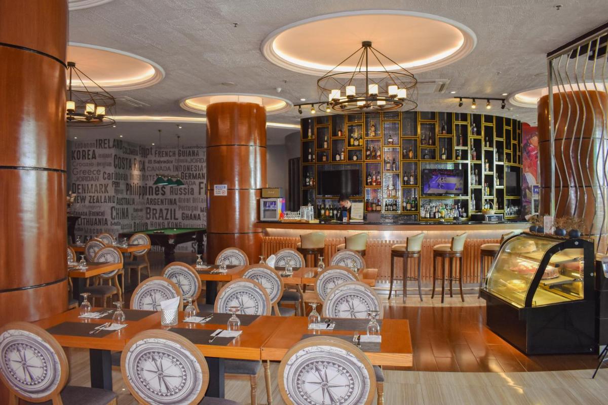 restaurant