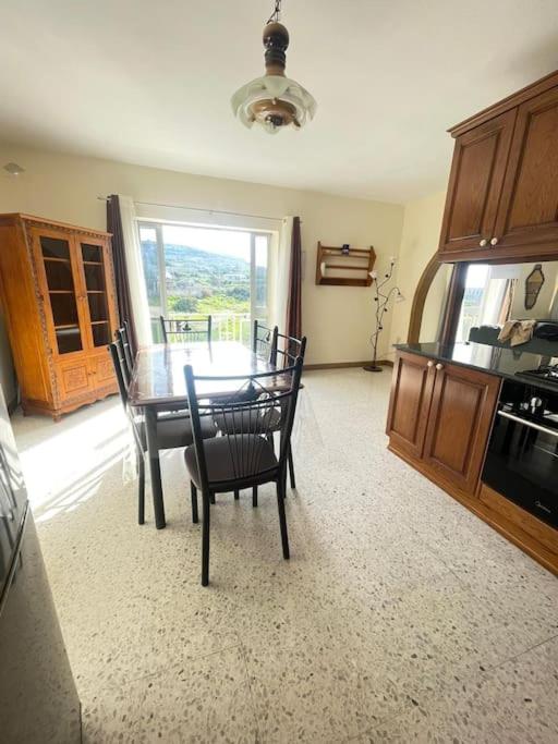 Conmal Apartment