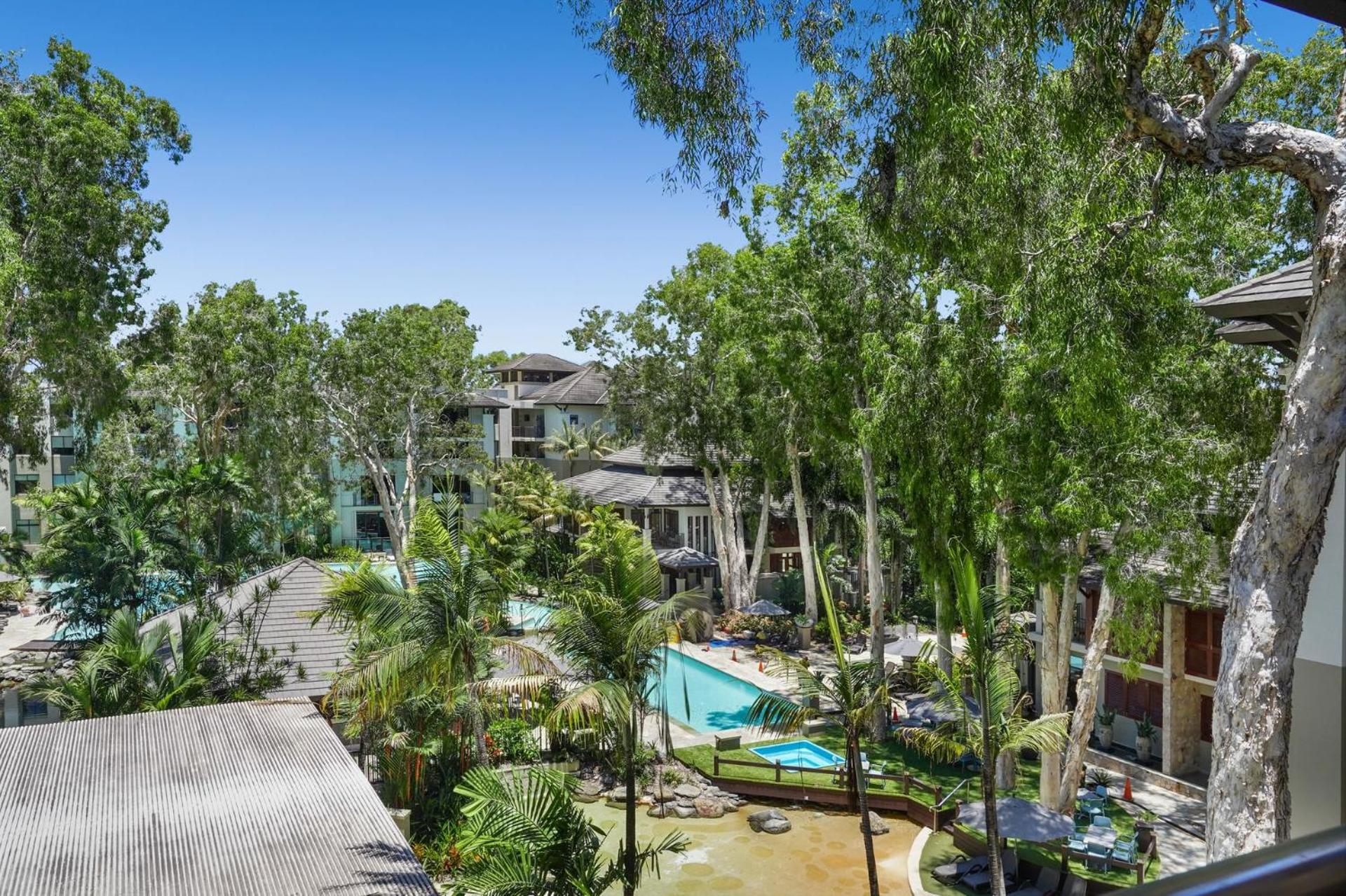 Belle Escapes Penthouse Suite 417 Sea Temple Resort Palm Cove