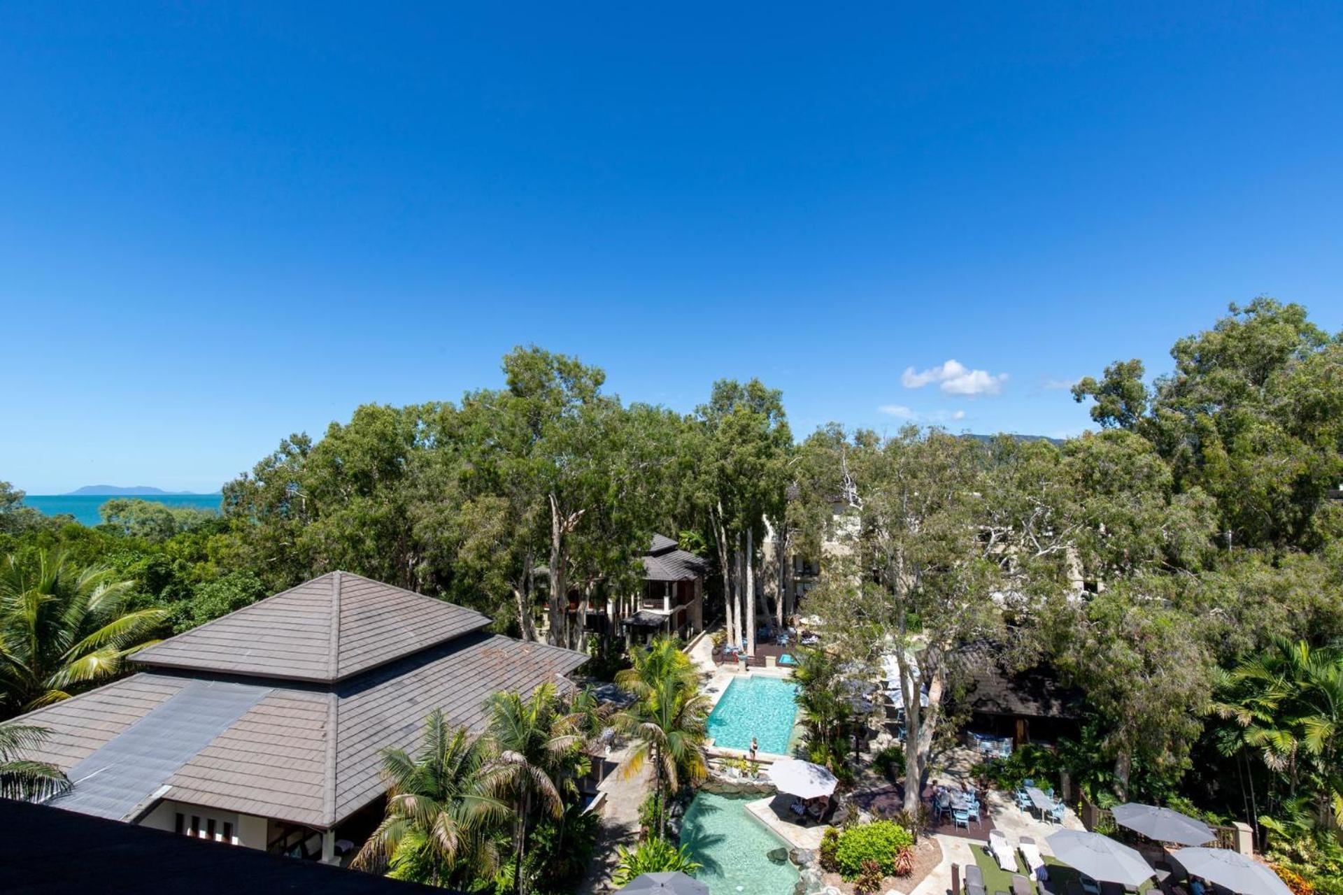 Belle Escapes Penthouse Suite 417 Sea Temple Resort Palm Cove