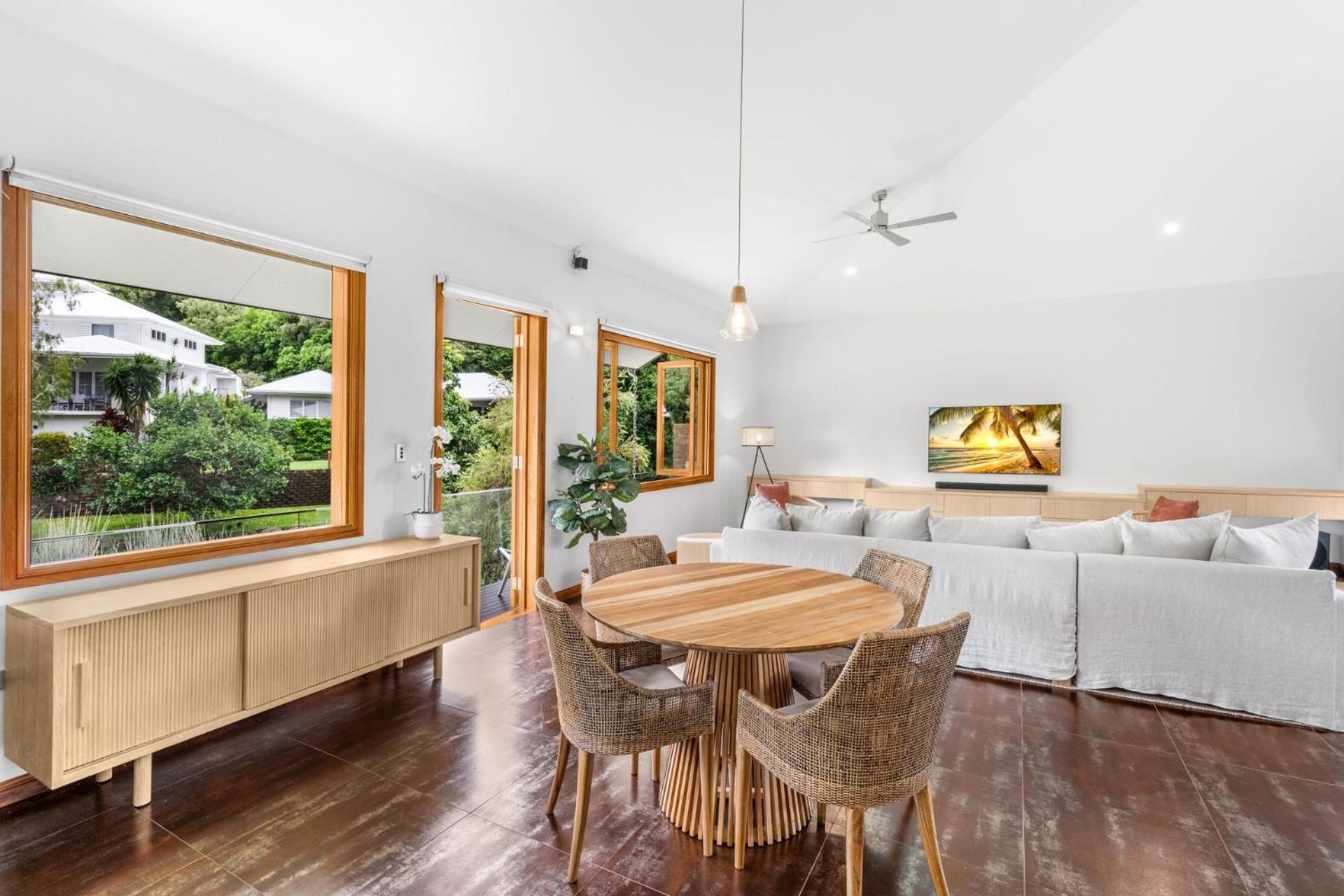 Belle Escapes 54 Ocean Drive Luxury Home Palm Cove