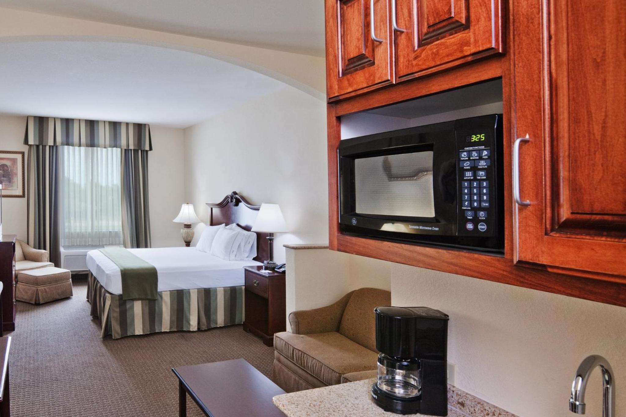 Woodward Vacations - Holiday Inn Express Hotel  Suites Woodward Hwy 270, an IHG Hotel - Property Image 32