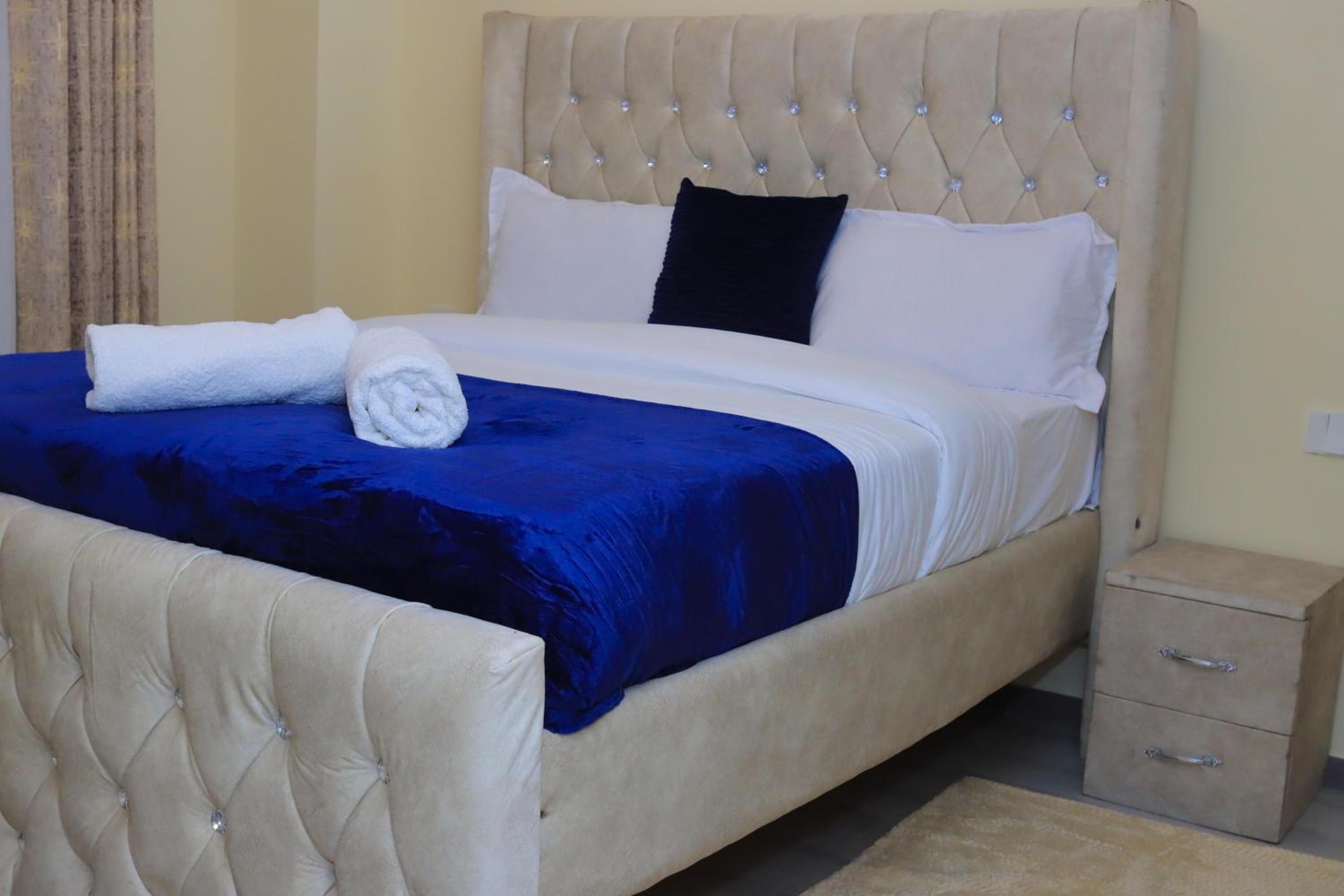 Elegant Three-Bedroom Apartment in Kilimani view 5