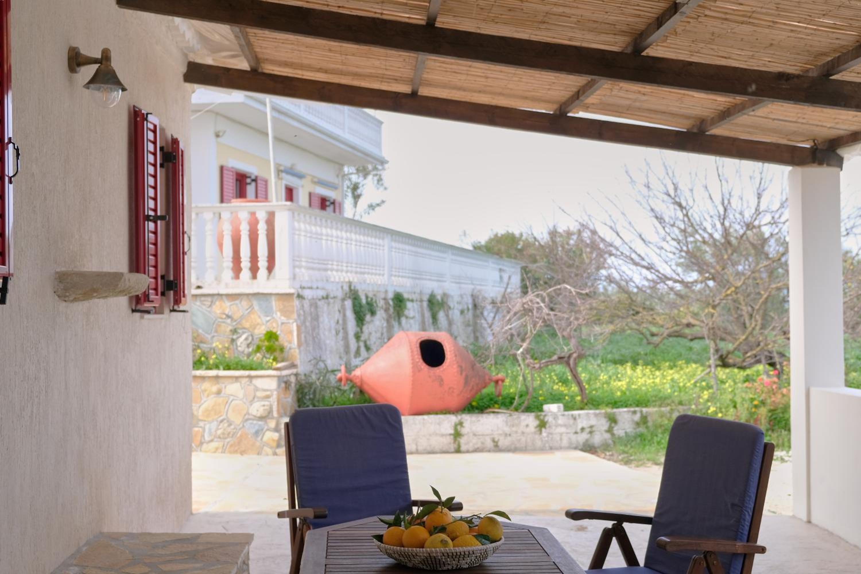 Yasemia Wood & Stone Villa view 4