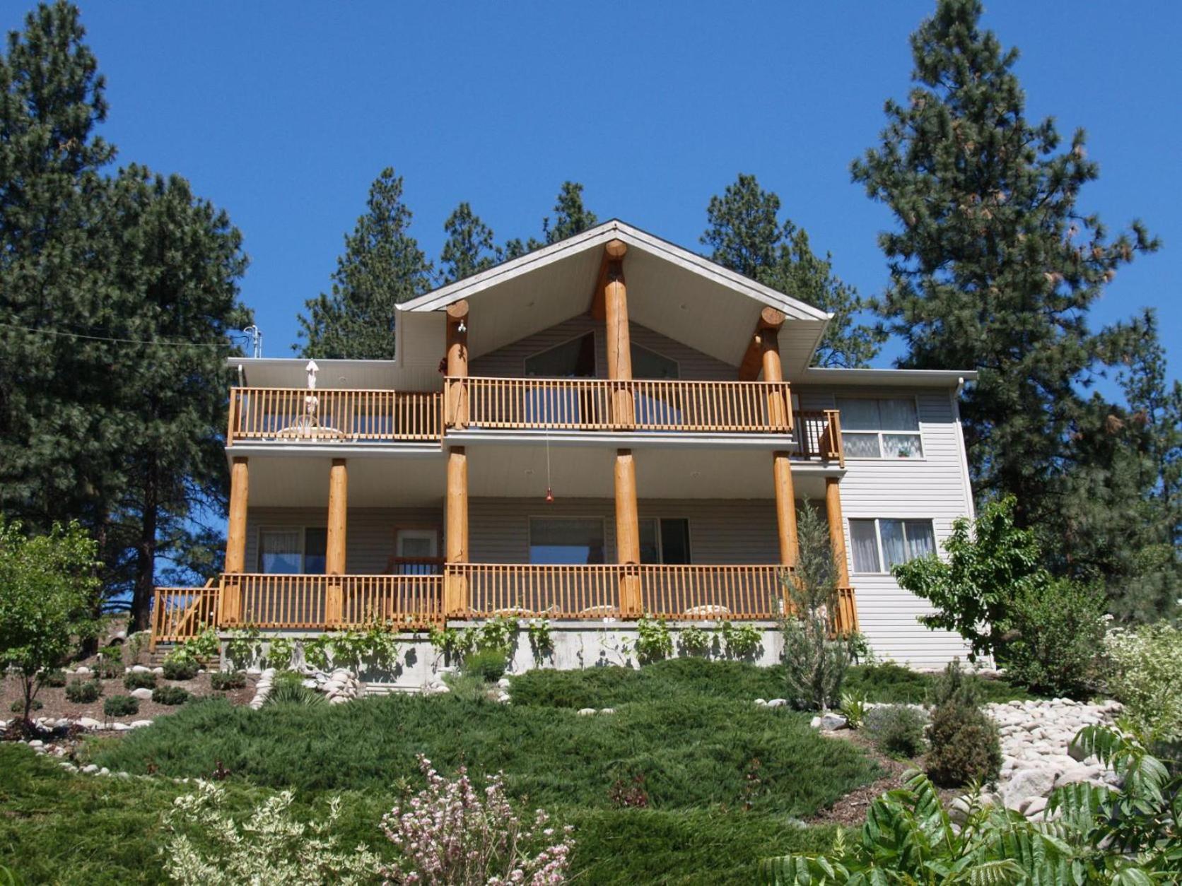 PineWood Guesthouse