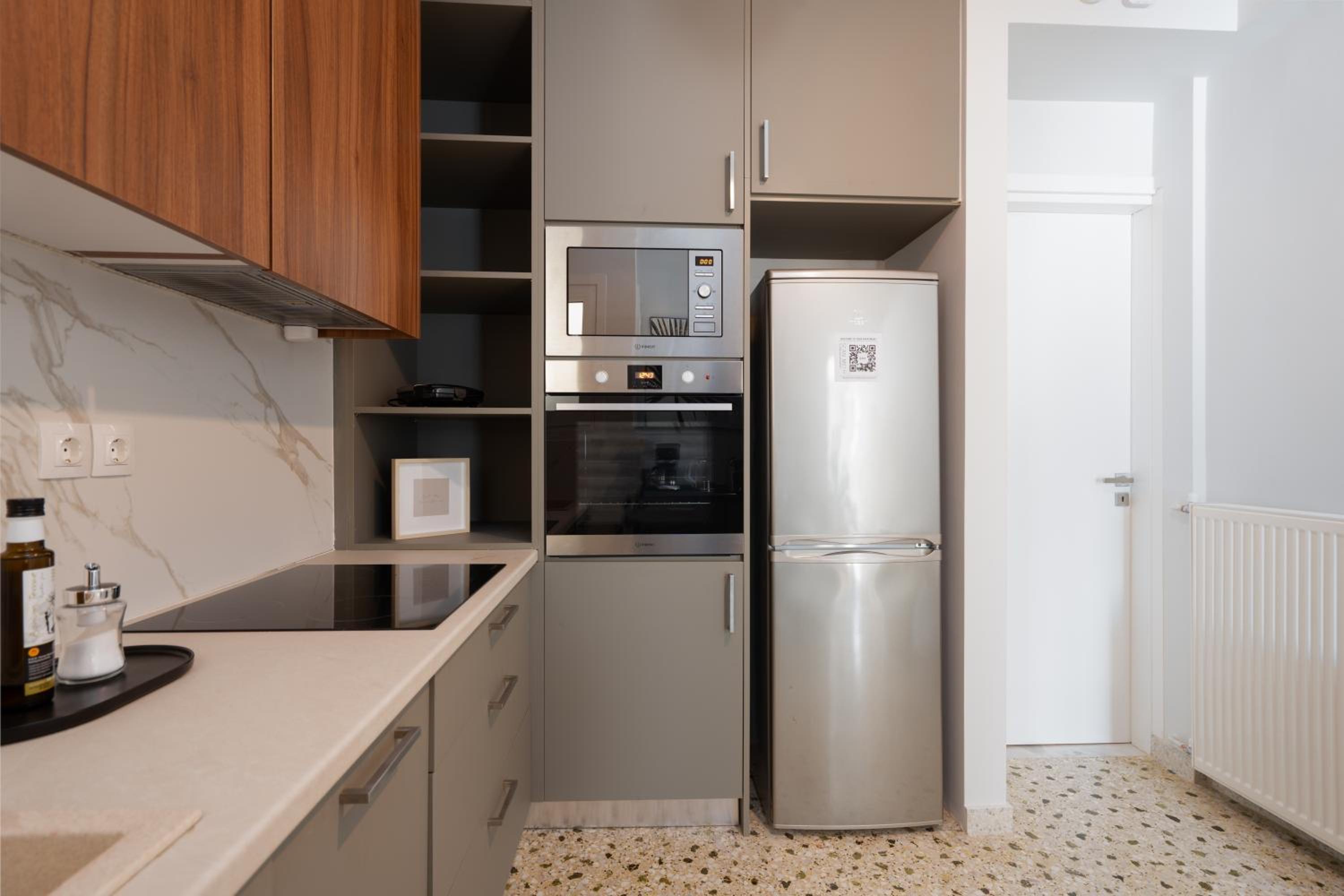 Deluxe 4 Bedrooms Apartment in Athens Center