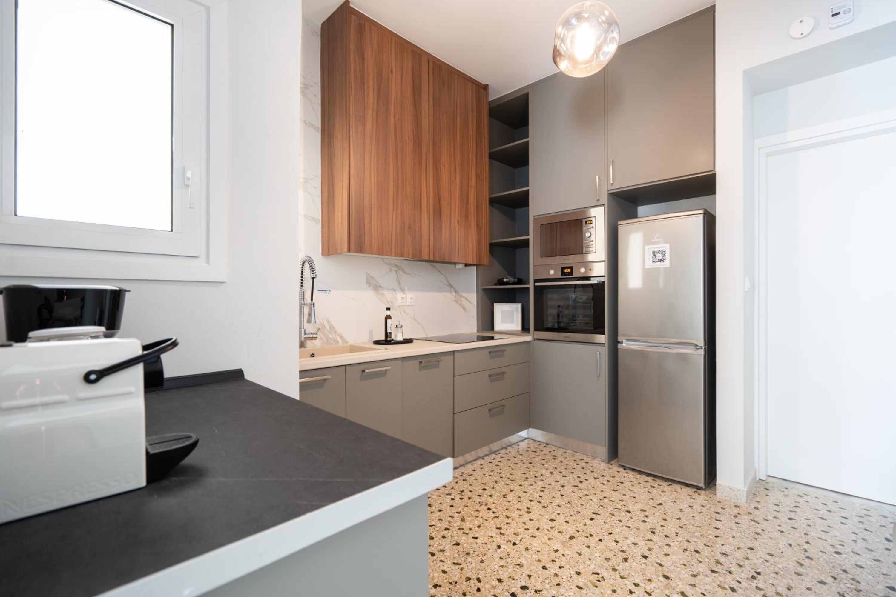 Deluxe 4 Bedrooms Apartment in Athens Center