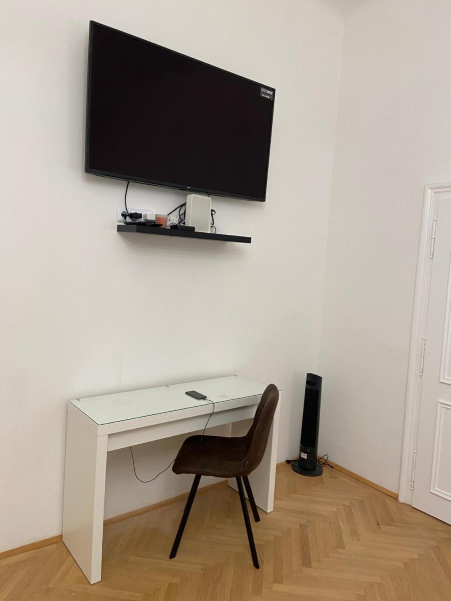 Apartments Opera