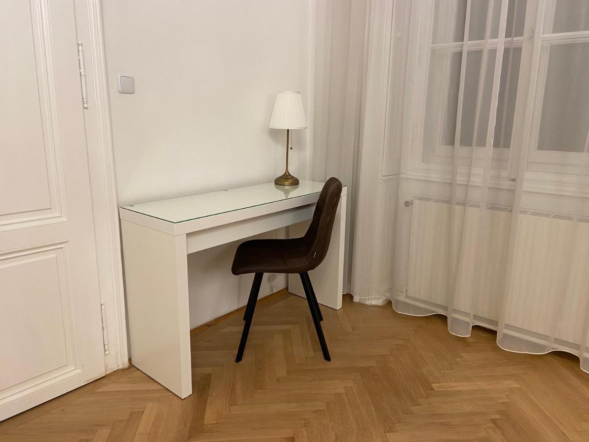 Apartments Opera