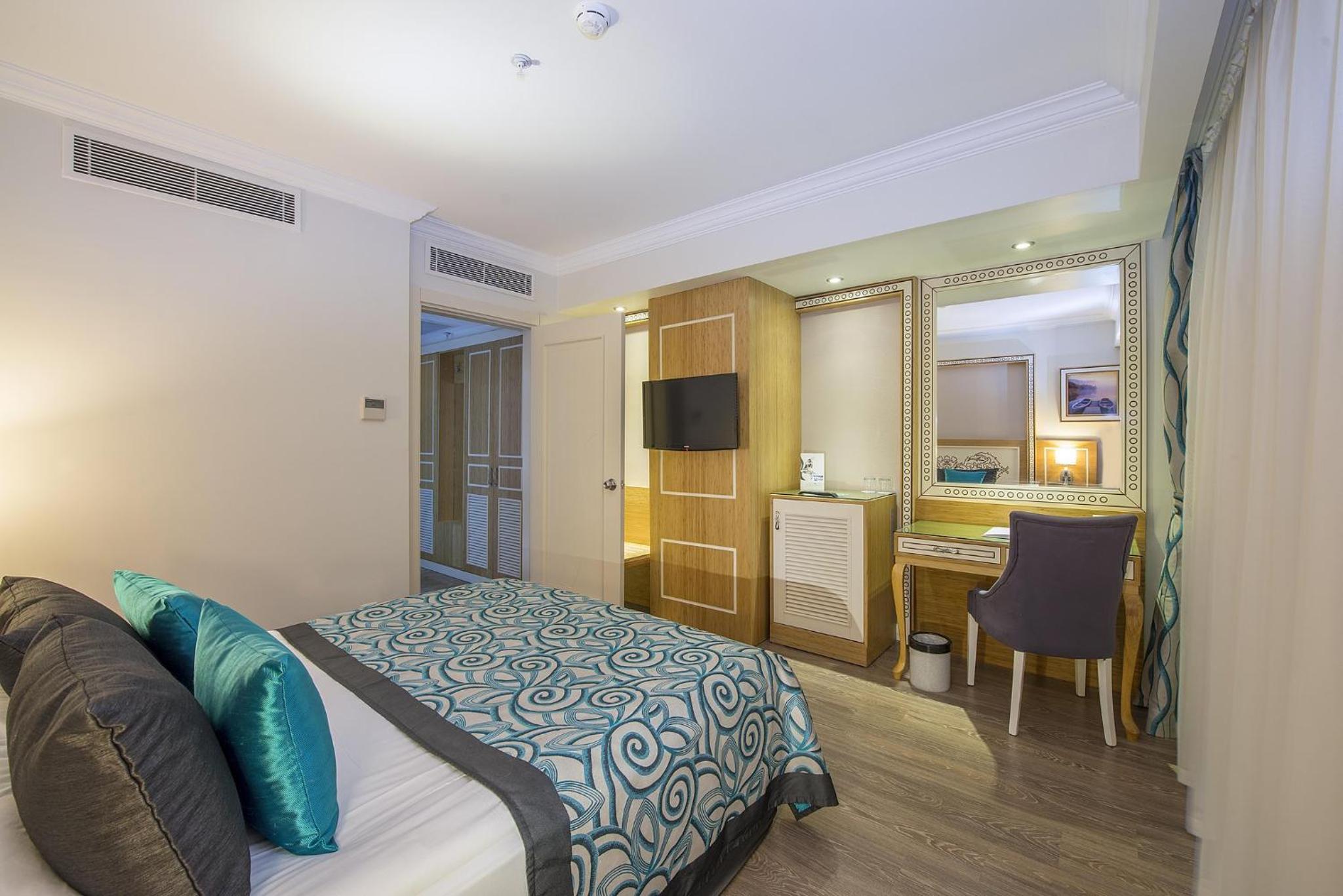 Belek Vacations - Crystal Waterworld Resort  Spa - Ultimate All Inclusive - Property Image 3
