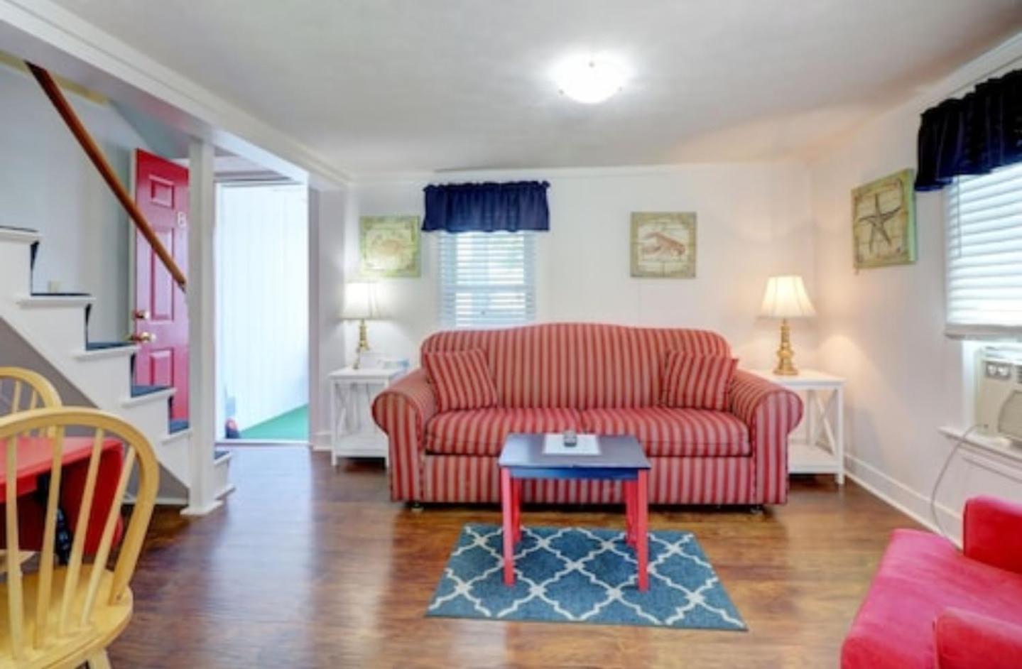 Carriage House Motel Cottages & Suites