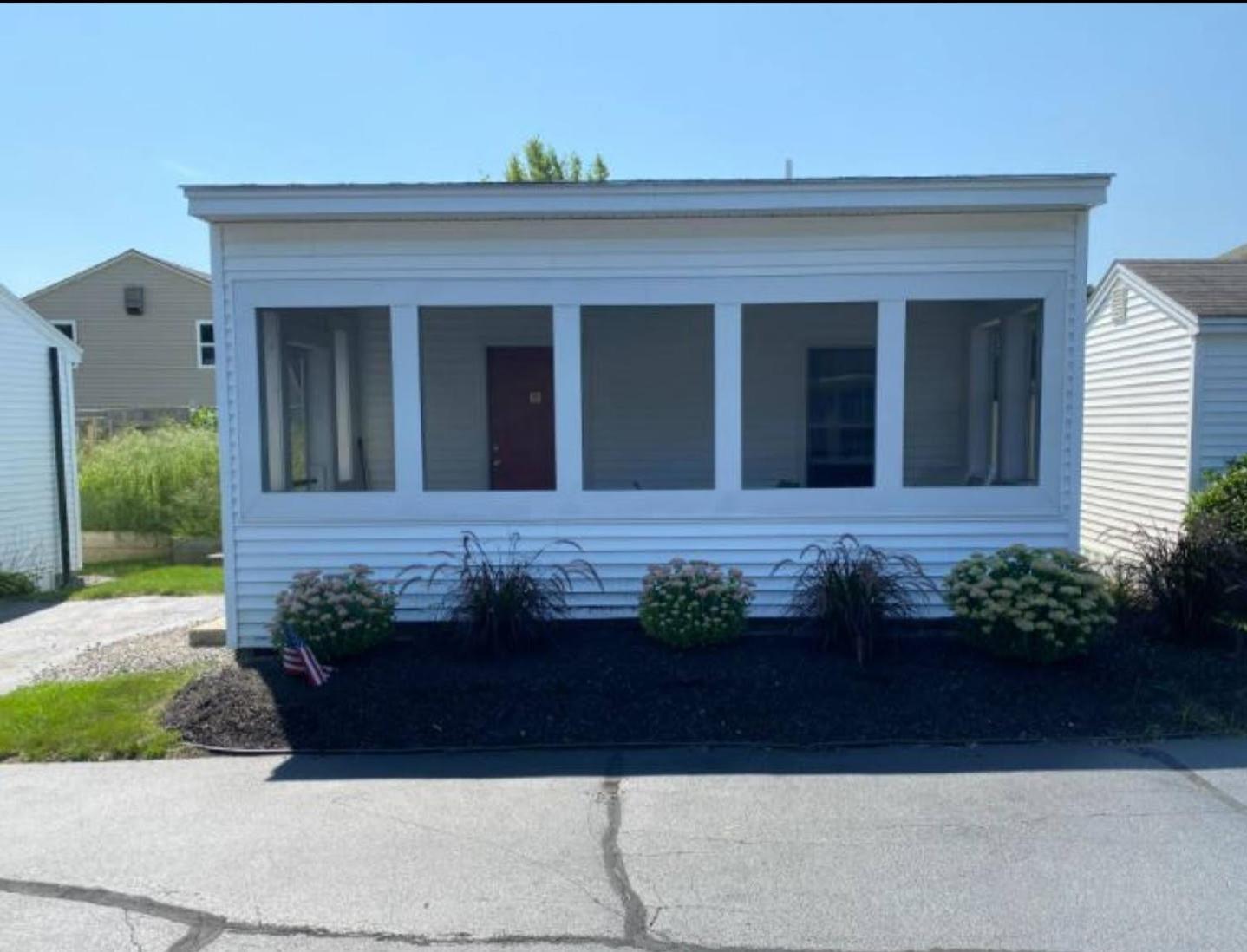 Carriage House Motel Cottages & Suites