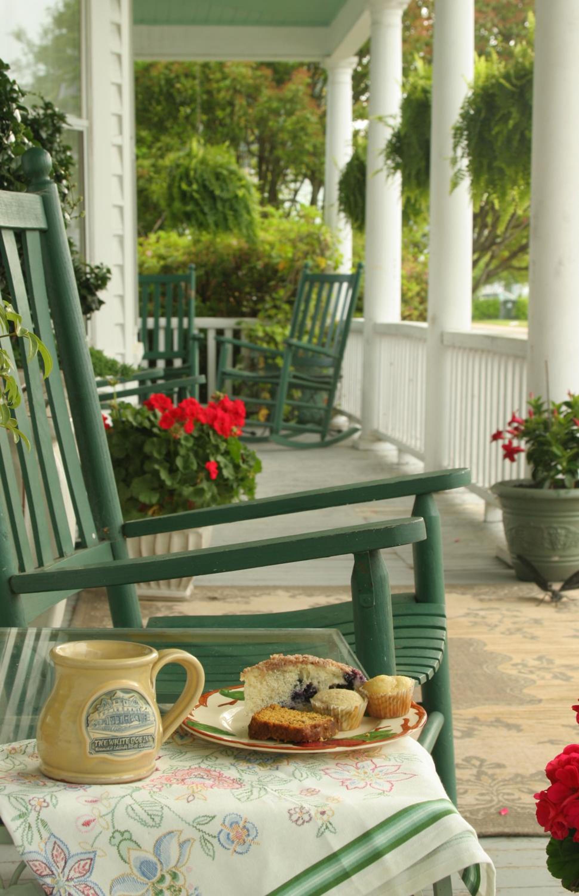 White Doe Inn Bed & Breakfast