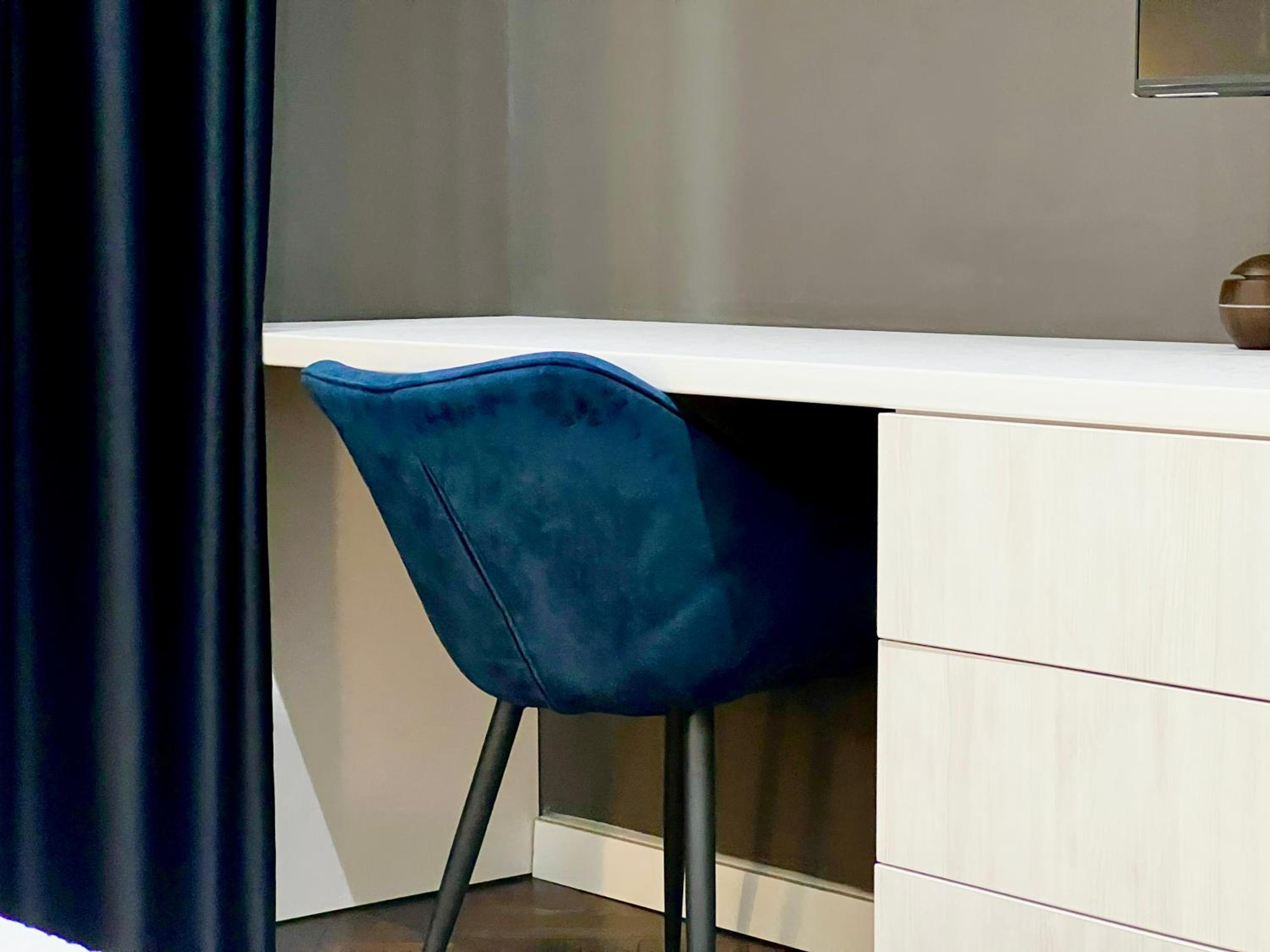 Elegant Two Bedrooms Apartment