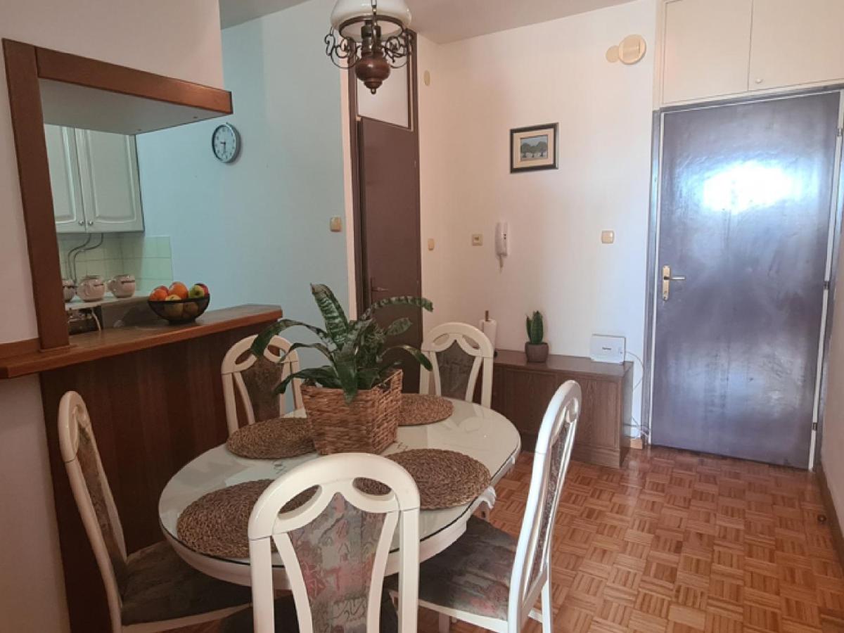 Apartment Snjezana Split view 2
