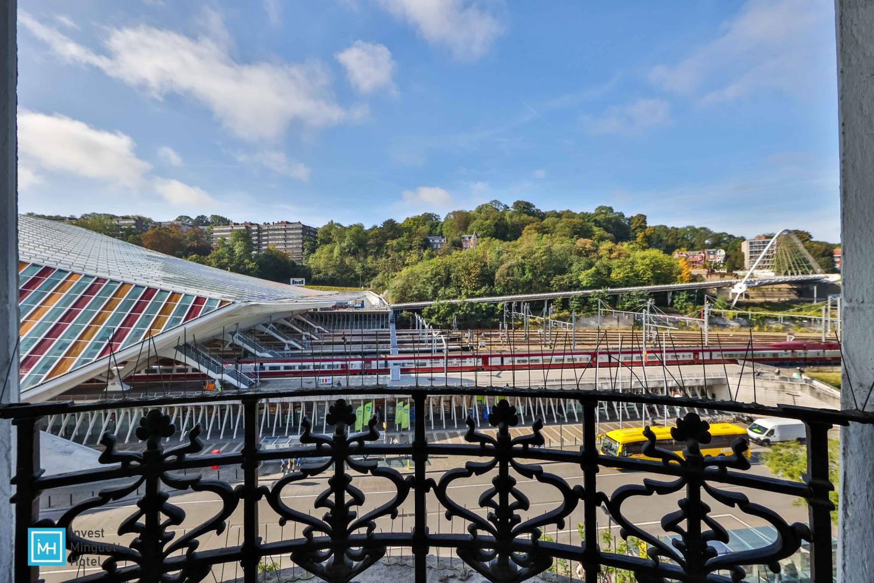 Liege Vacations - Hotel De La Couronne Liege - Property Image 1