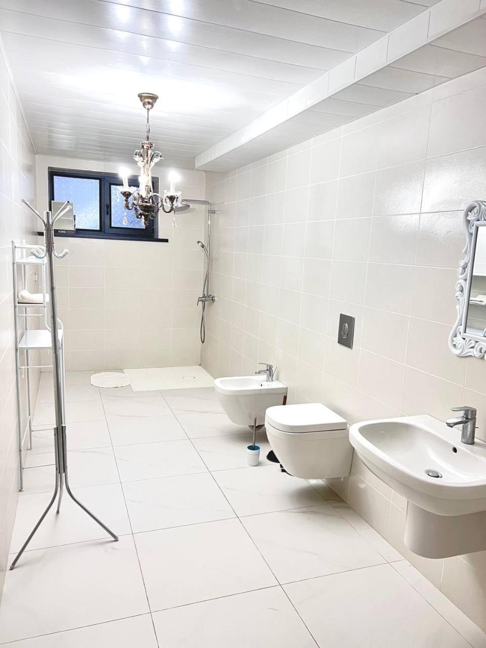 Star Apartment