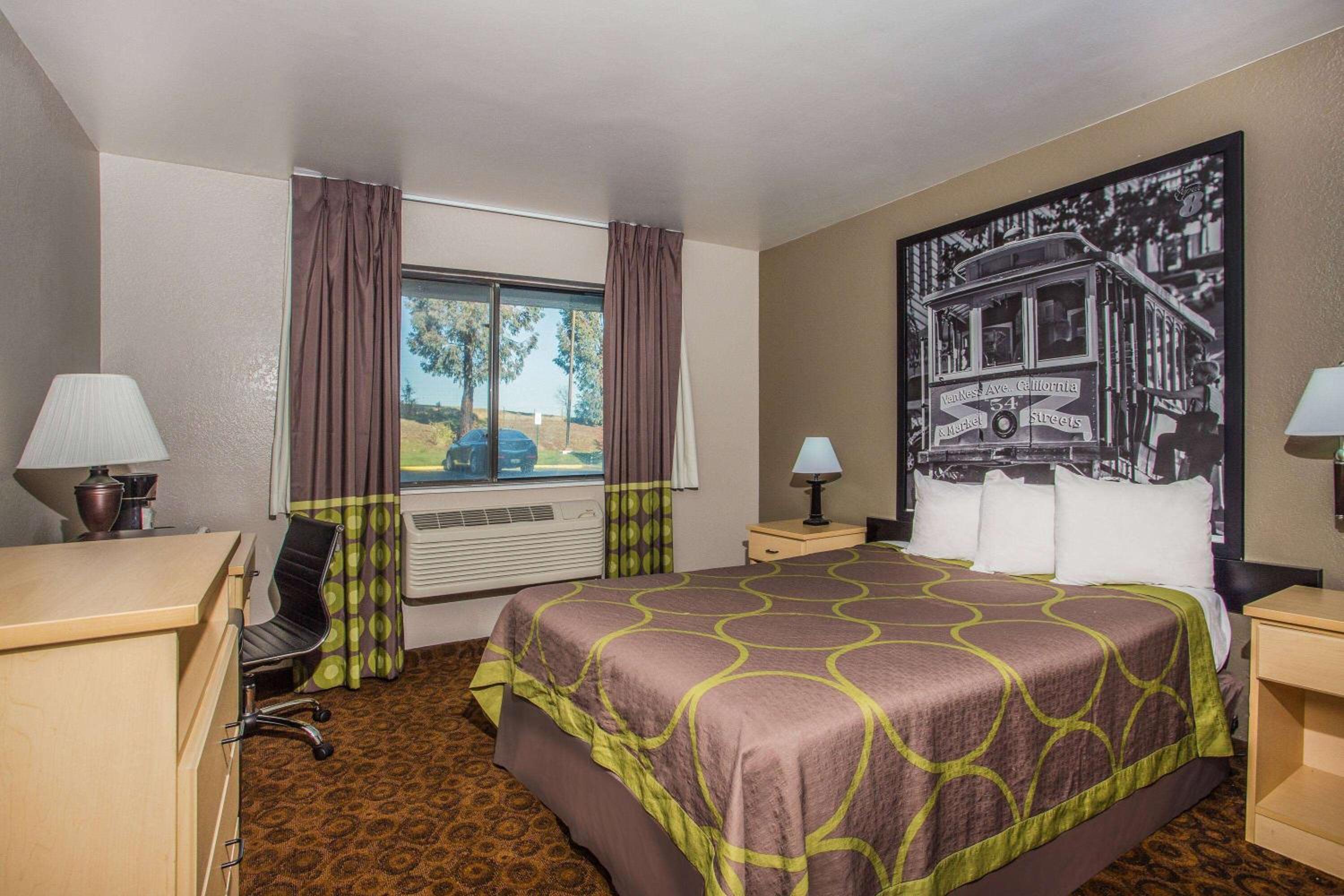 Vacaville Vacations - Super 8 by Wyndham Vacaville - Property Image 16