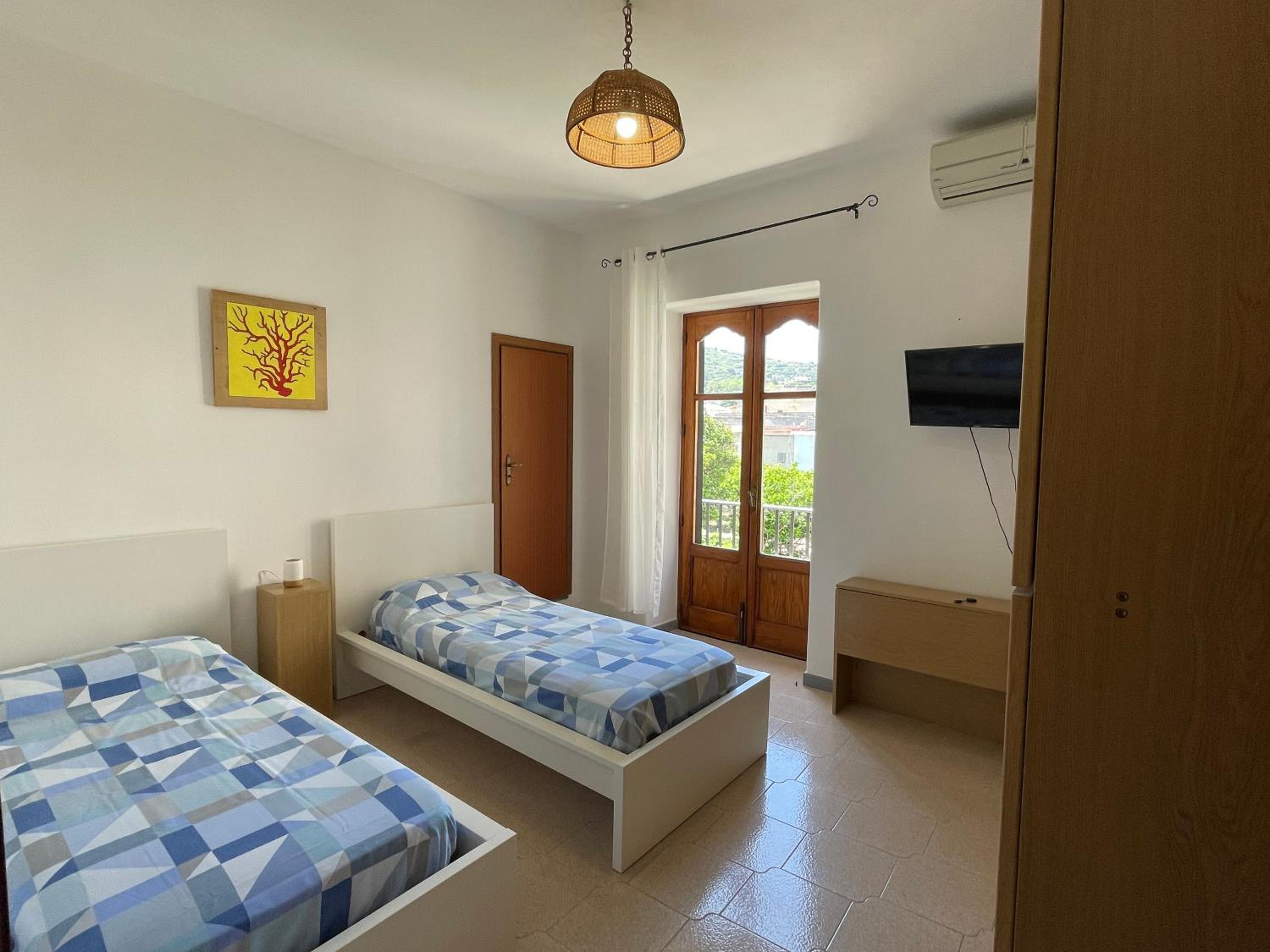 Aeolian Apartments