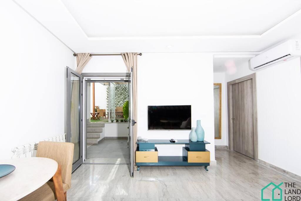 New 1bd with swimming pool 5mn to Lac Carthage