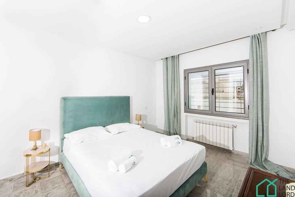 New 1bd with swimming pool 5mn to Lac Carthage