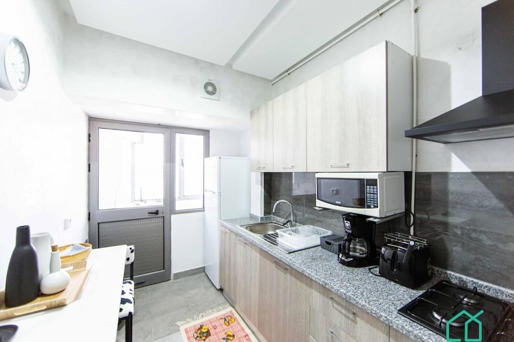New 1bd with swimming pool 5mn to Lac Carthage