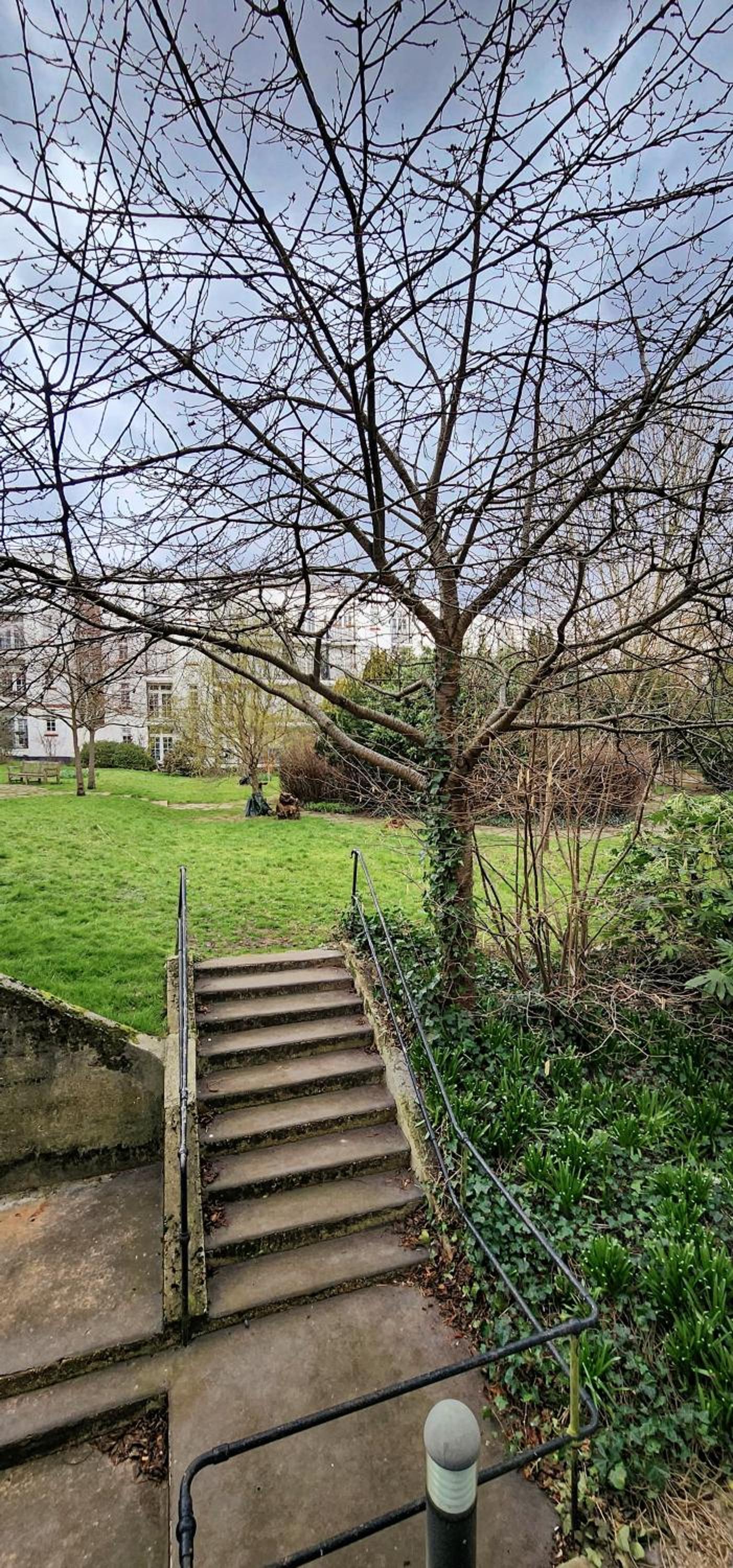 206mm Highgate Apartment