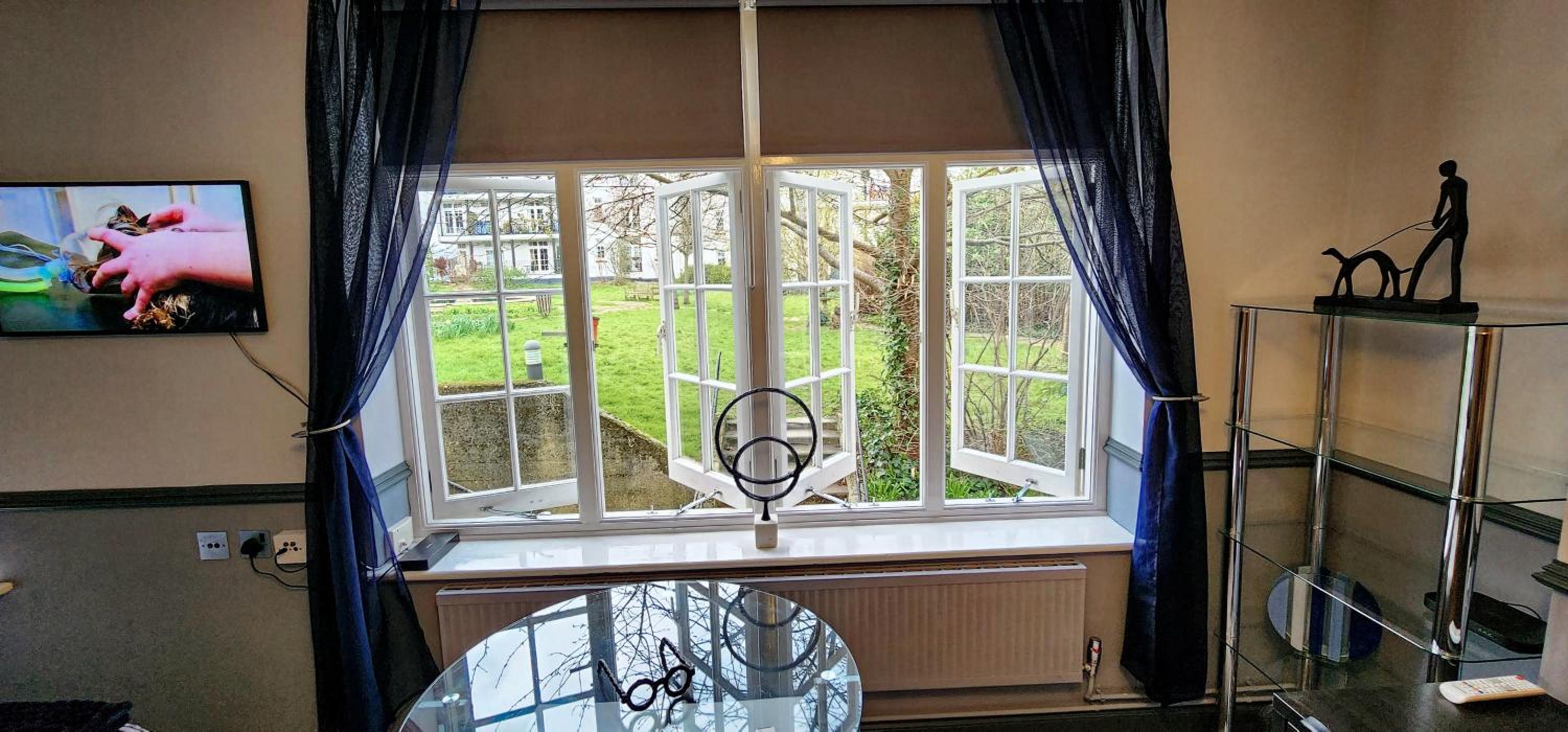 206mm Highgate Apartment