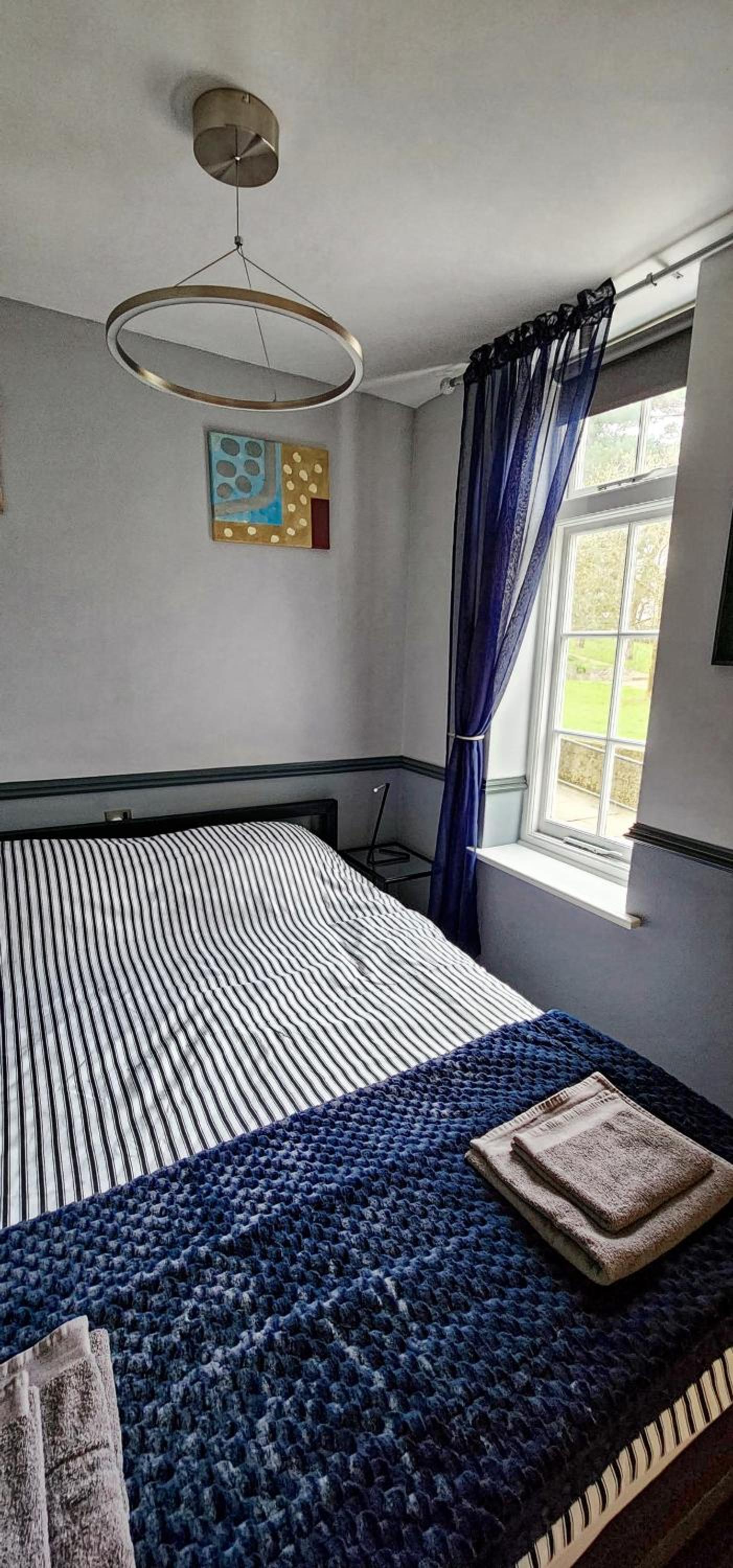 206mm Highgate Apartment
