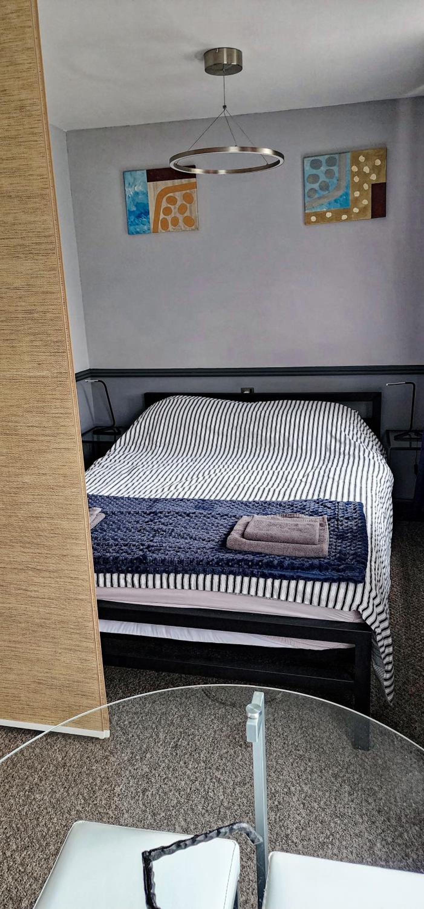 206mm Highgate Apartment