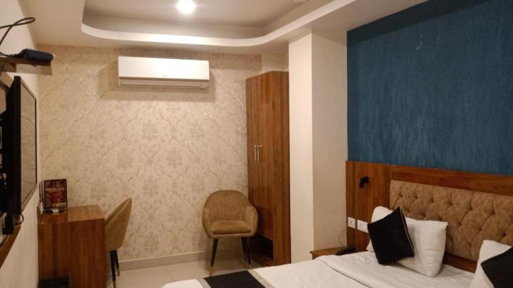 Hotel Heera Grand