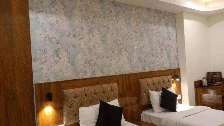 Hotel Heera Grand