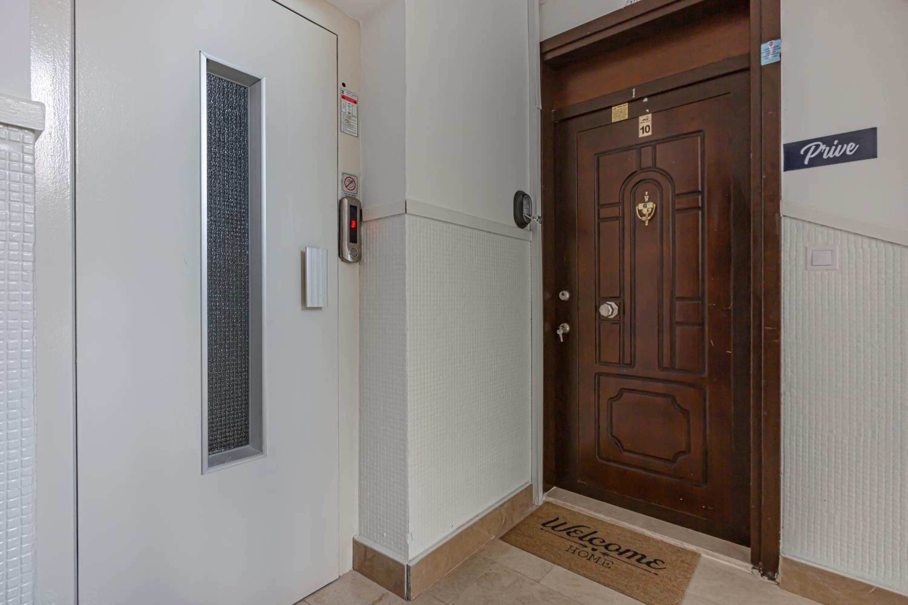 Melissas Suites Lara