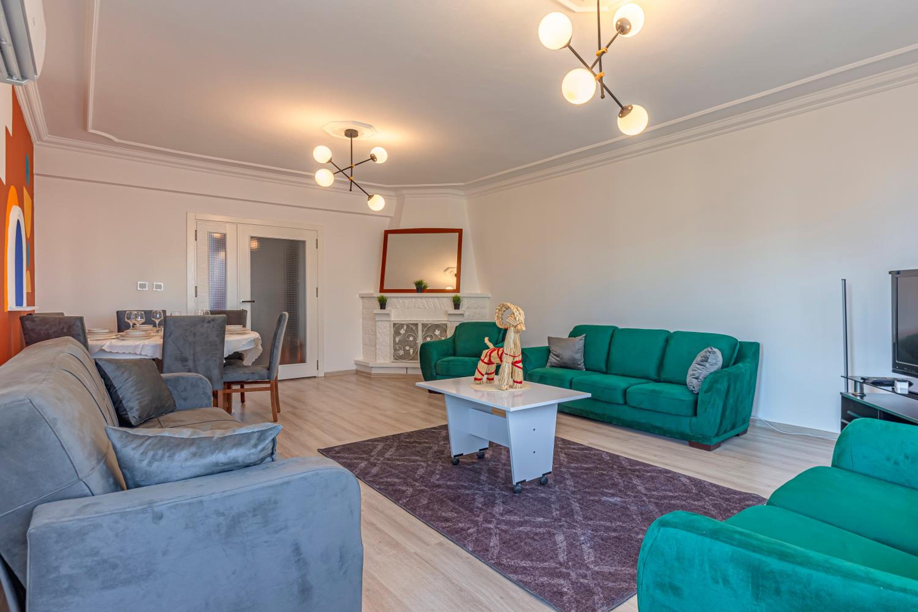 Melissas Suites Lara
