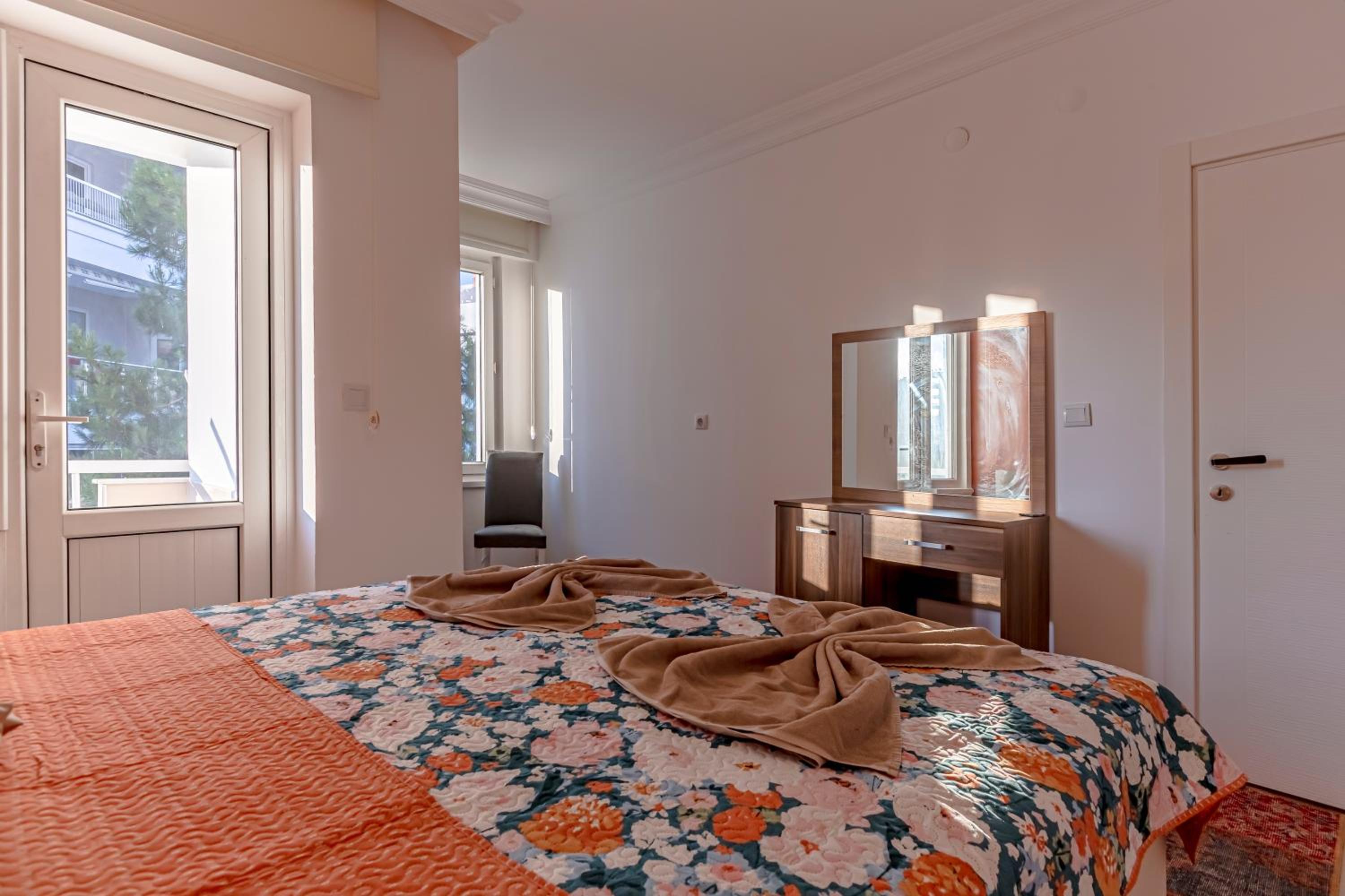 Melissas Suites Lara