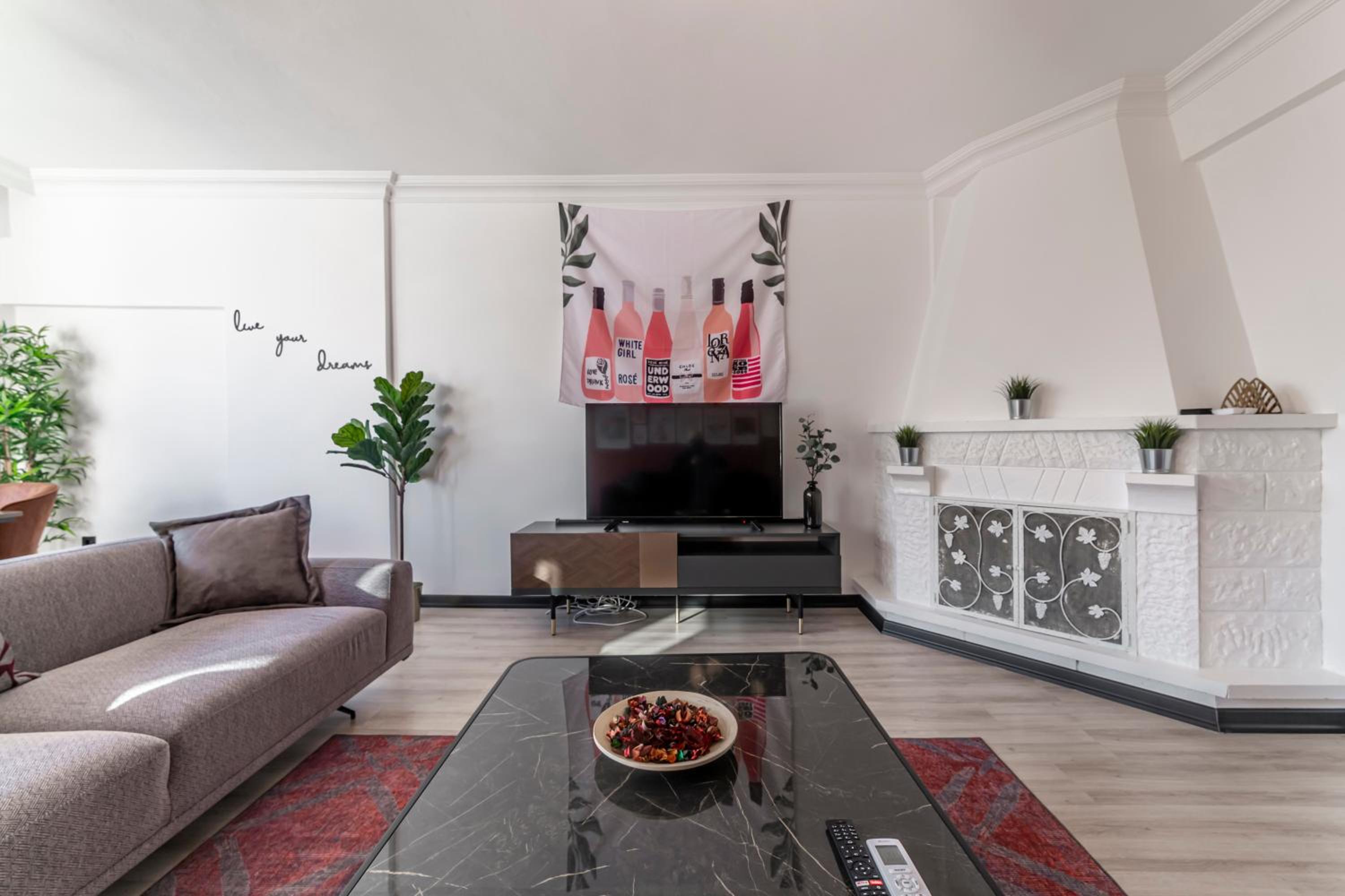 Melissas Suites Lara