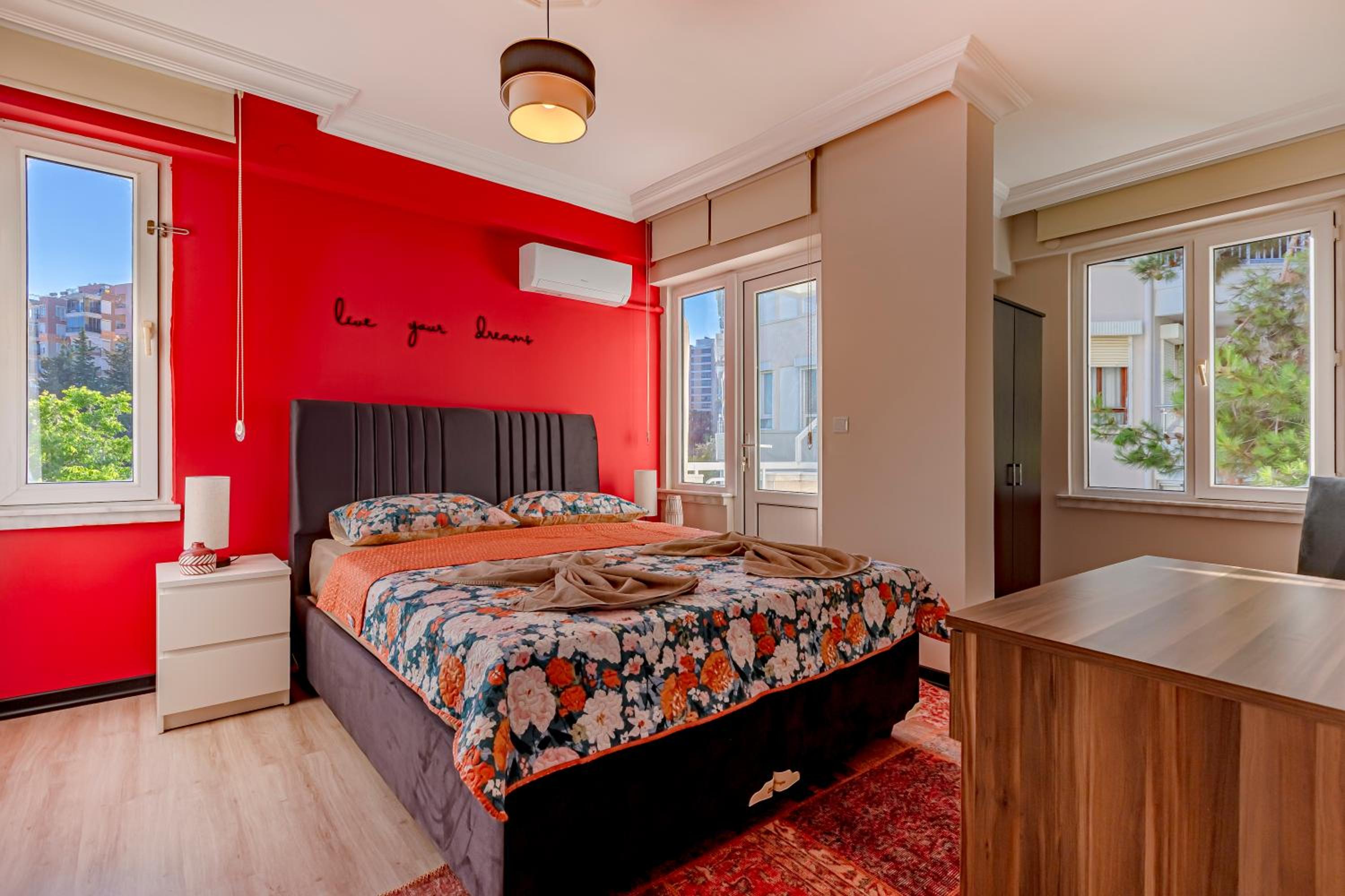 Melissas Suites Lara