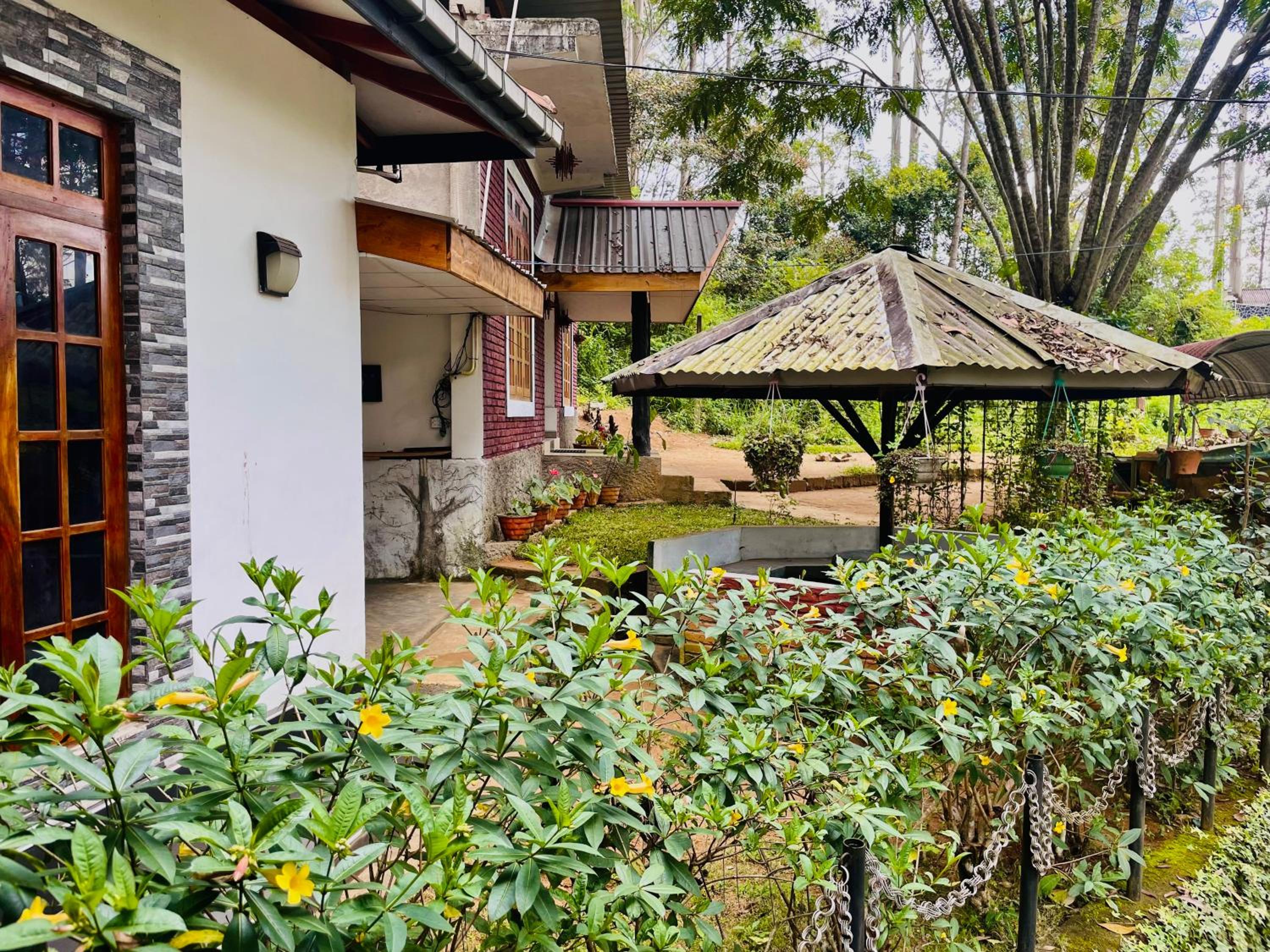 Gimanhala Diyathalawa view 4