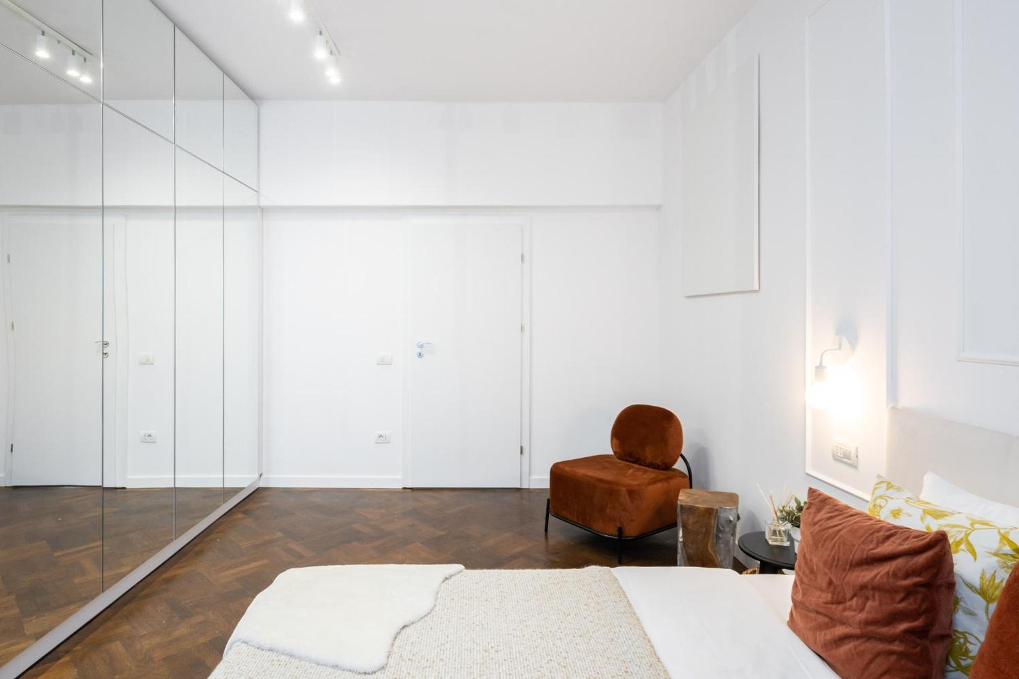 Elegant Two Bedrooms Apartment