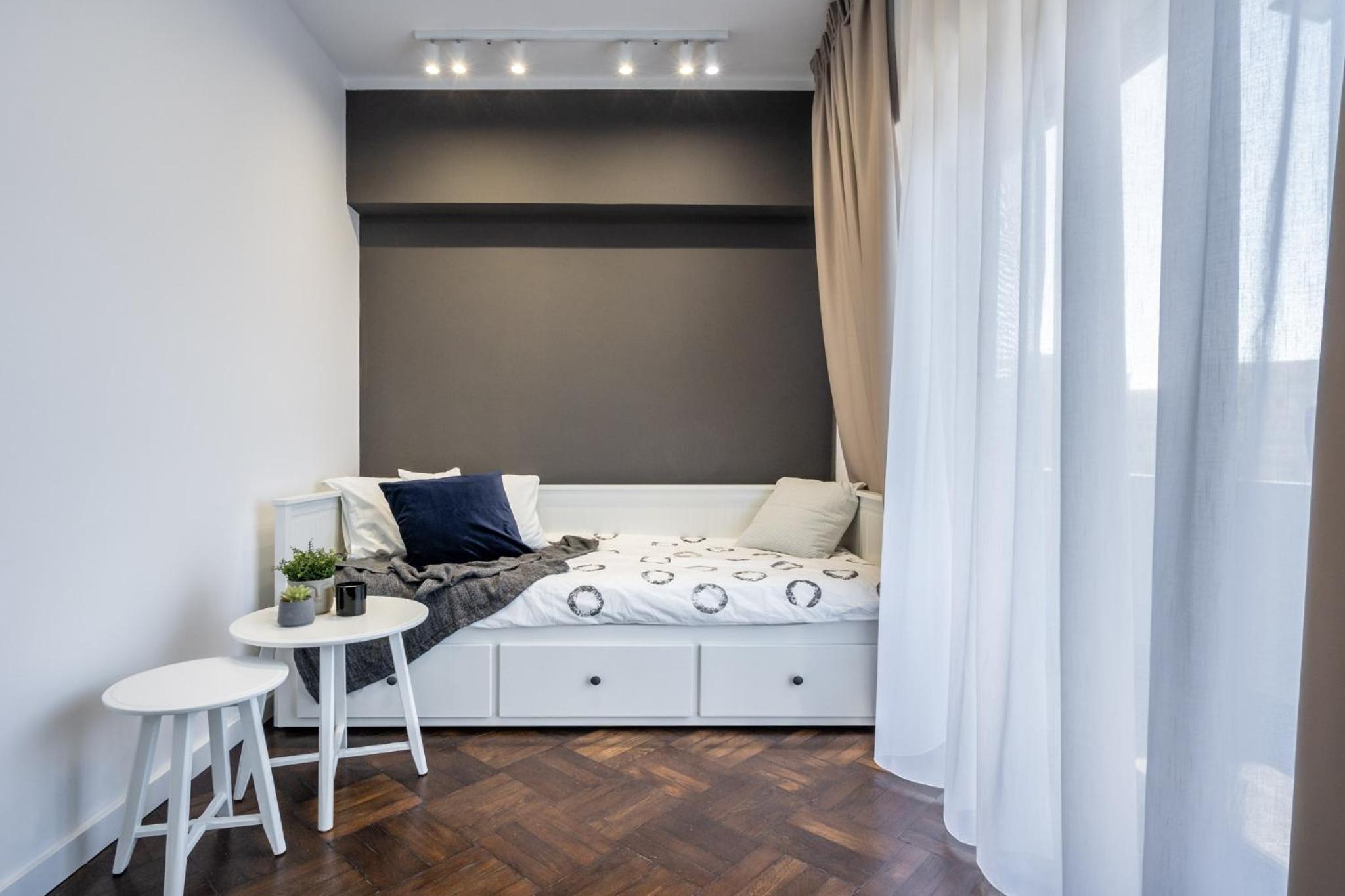 Elegant Two Bedrooms Apartment
