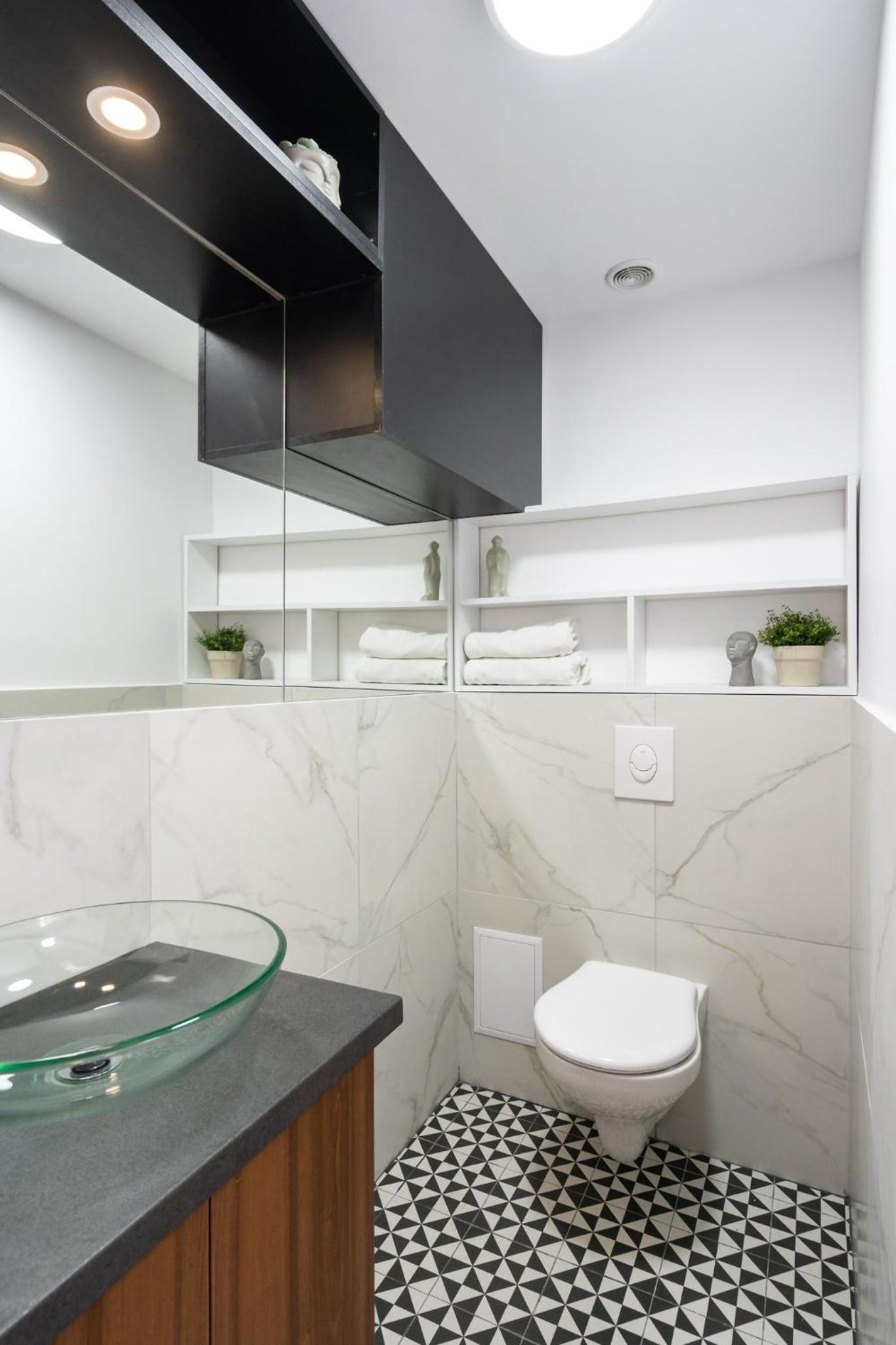 Elegant Two Bedrooms Apartment