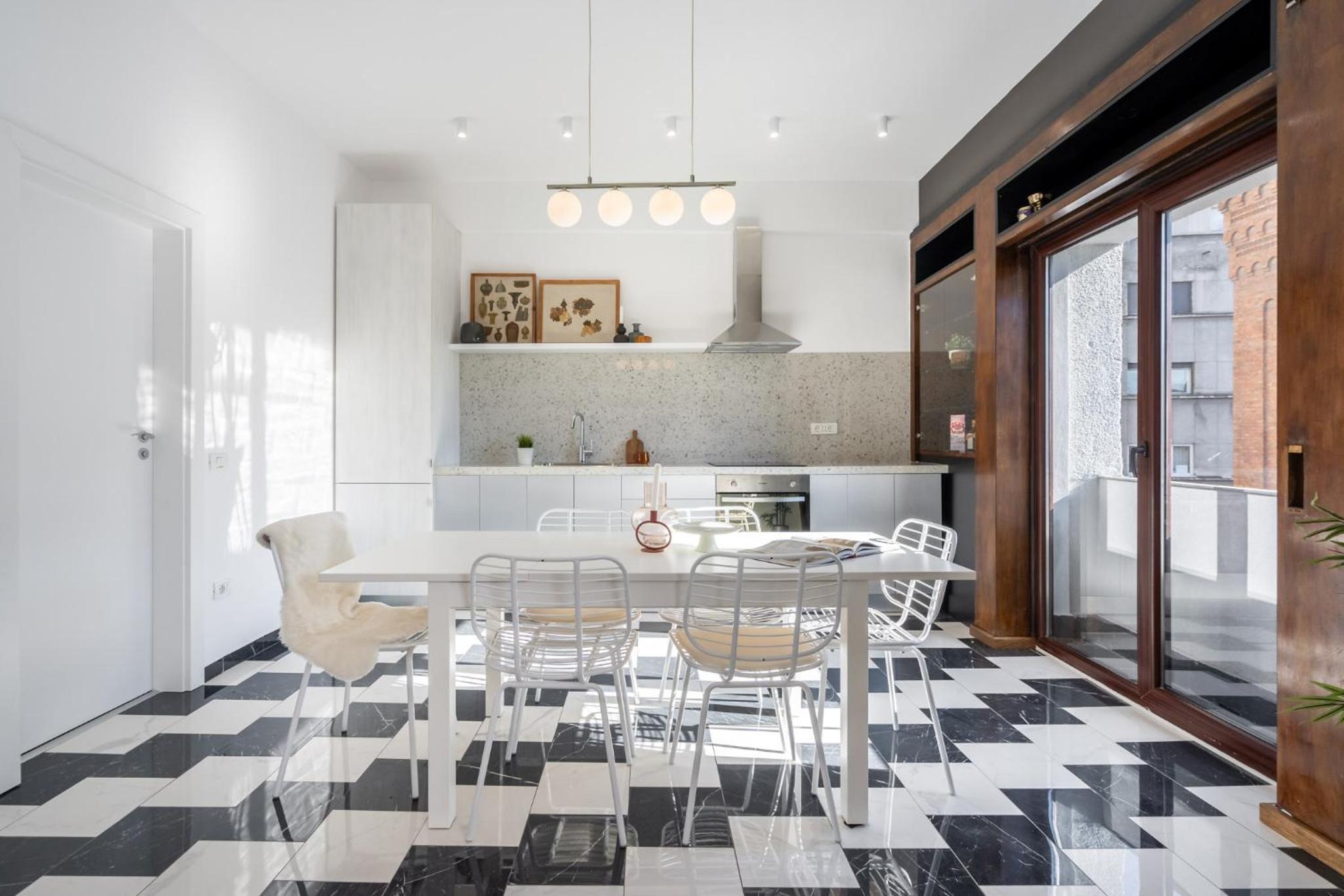 Elegant Two Bedrooms Apartment