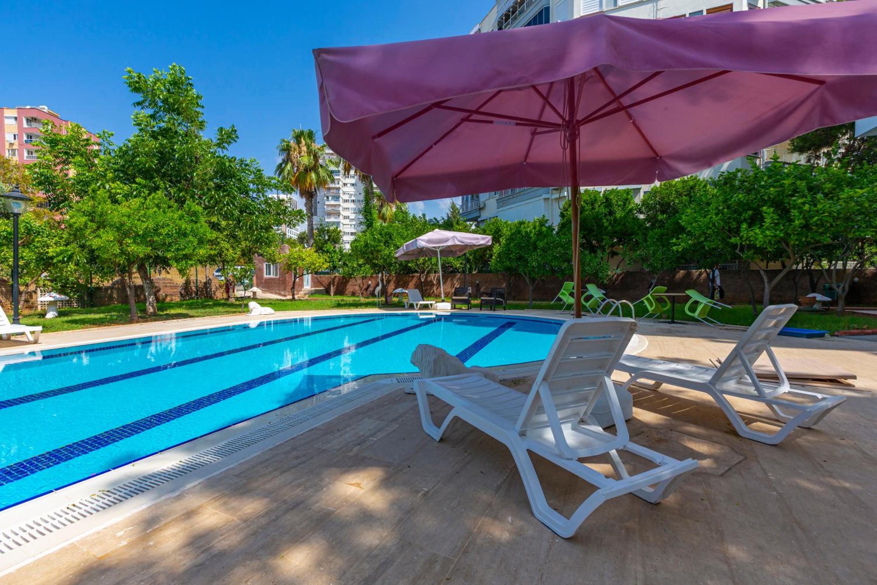 Melissas Suites Lara